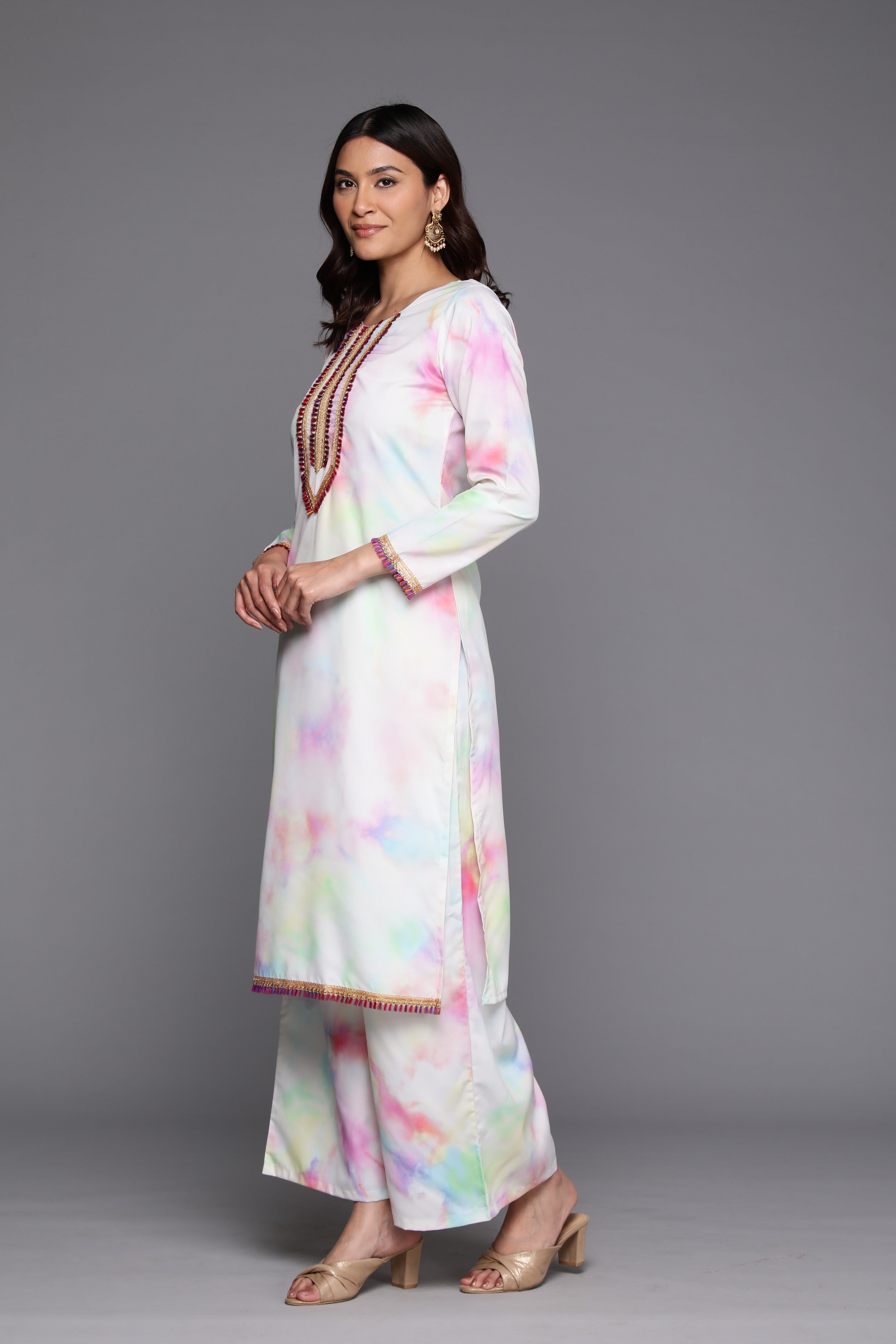 Tie and Dye Printed Gotta Patti Straight Kurta With Palazzos & Dupatta