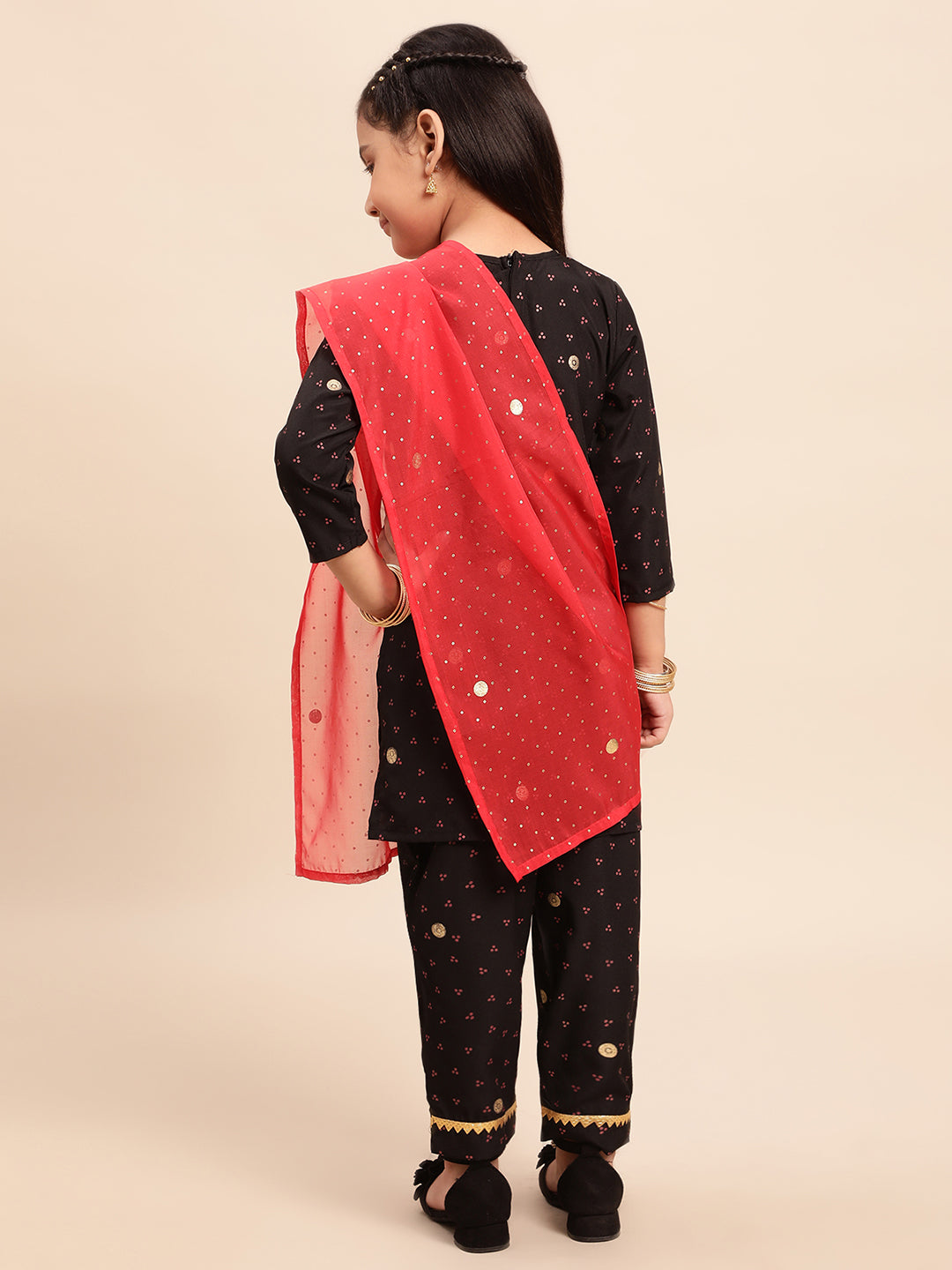 Black & Red Printed Girl's Kurta Sets