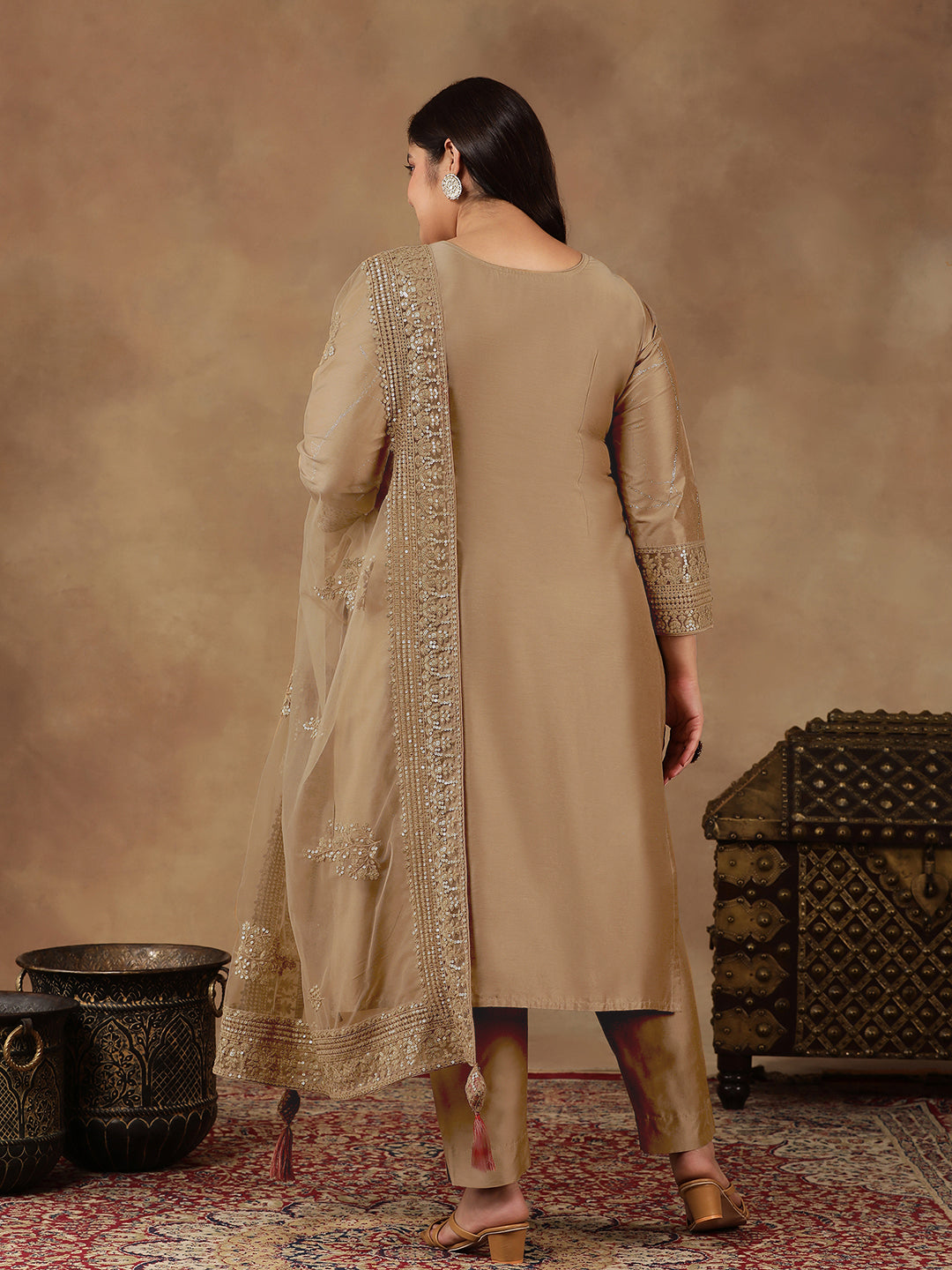 Plus Size Abstract Printed & Embroidered Kurta With Trousers & Dupatta - ID
