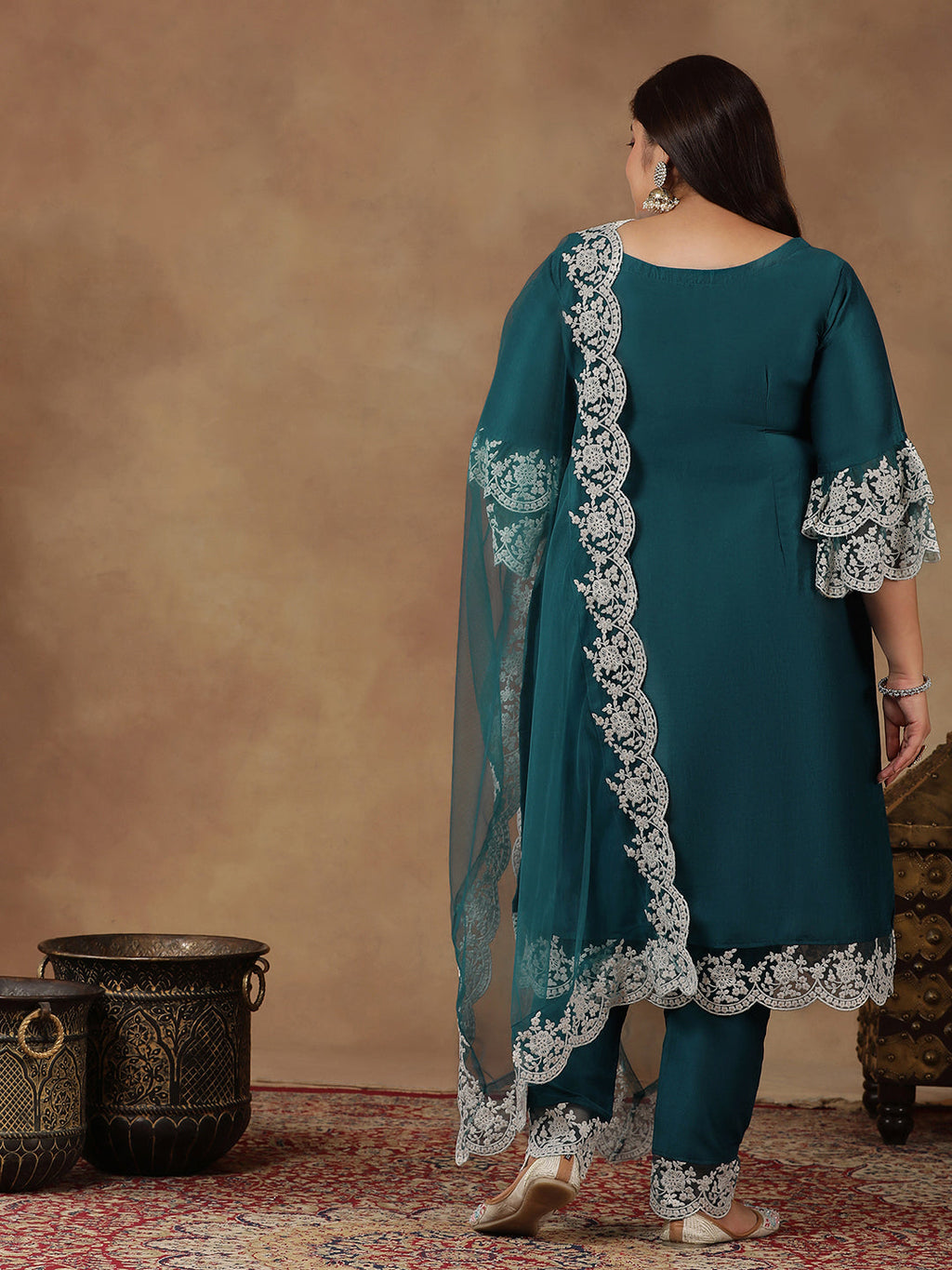 Plus Size Embroidered Thread Work Straight Kurta With Trousers & Dupatta - ID