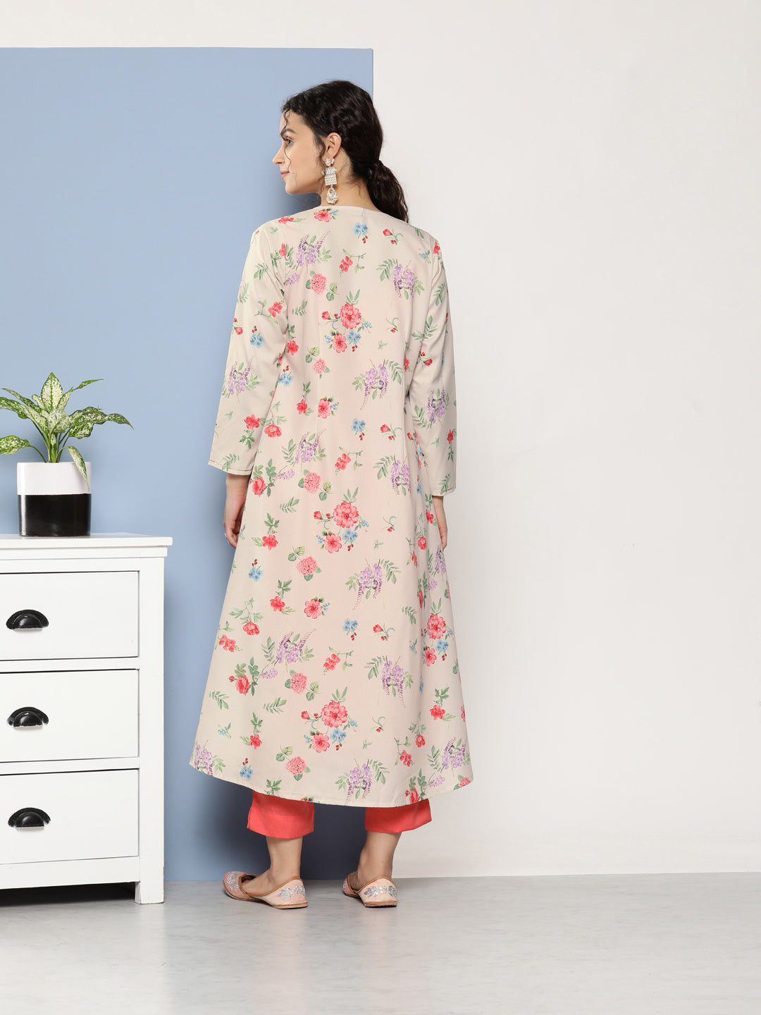 Pink Floral Gotta Patti Kurta with Trousers