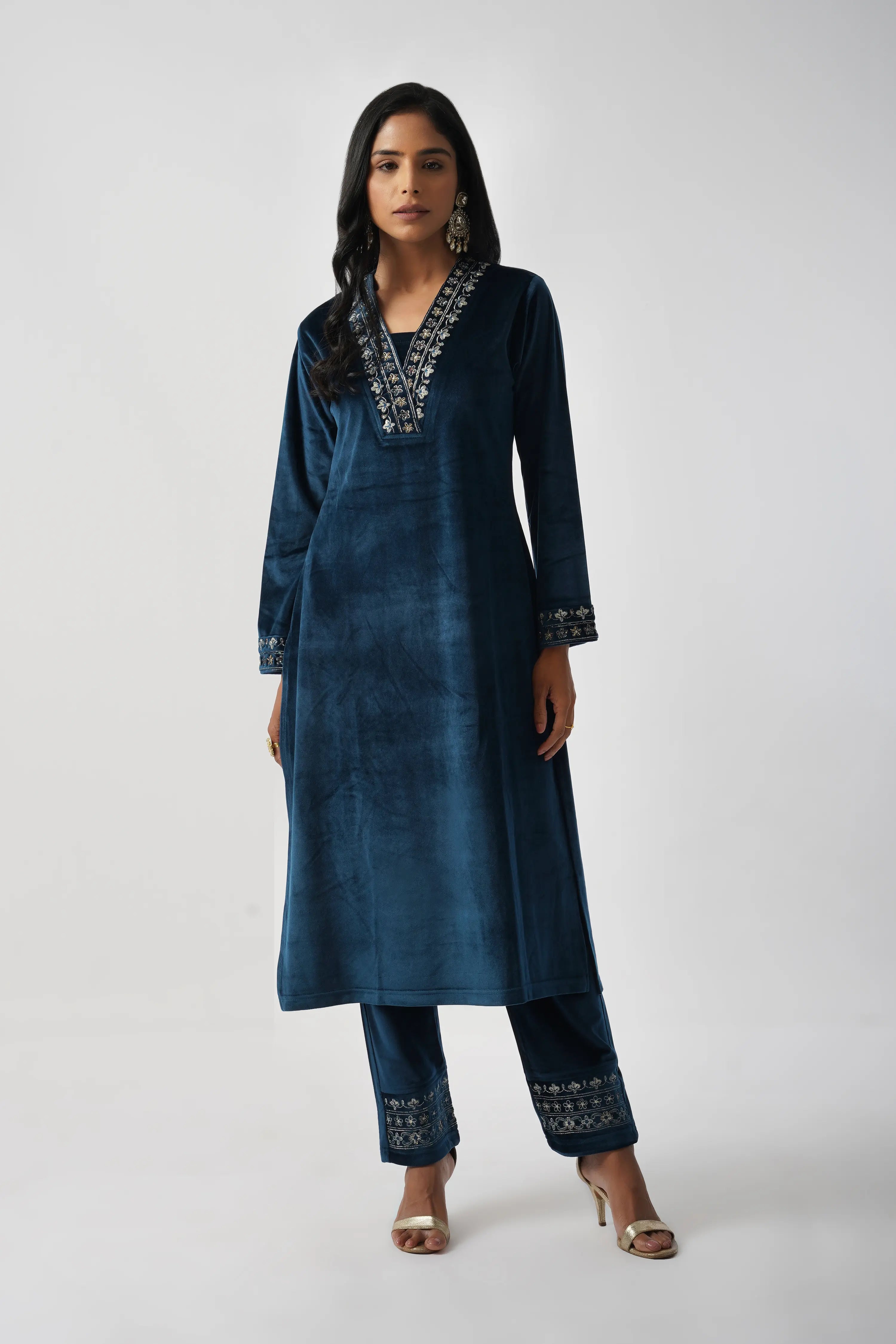 Midnight Plush Velvet Hand Embroidered Kurta Set