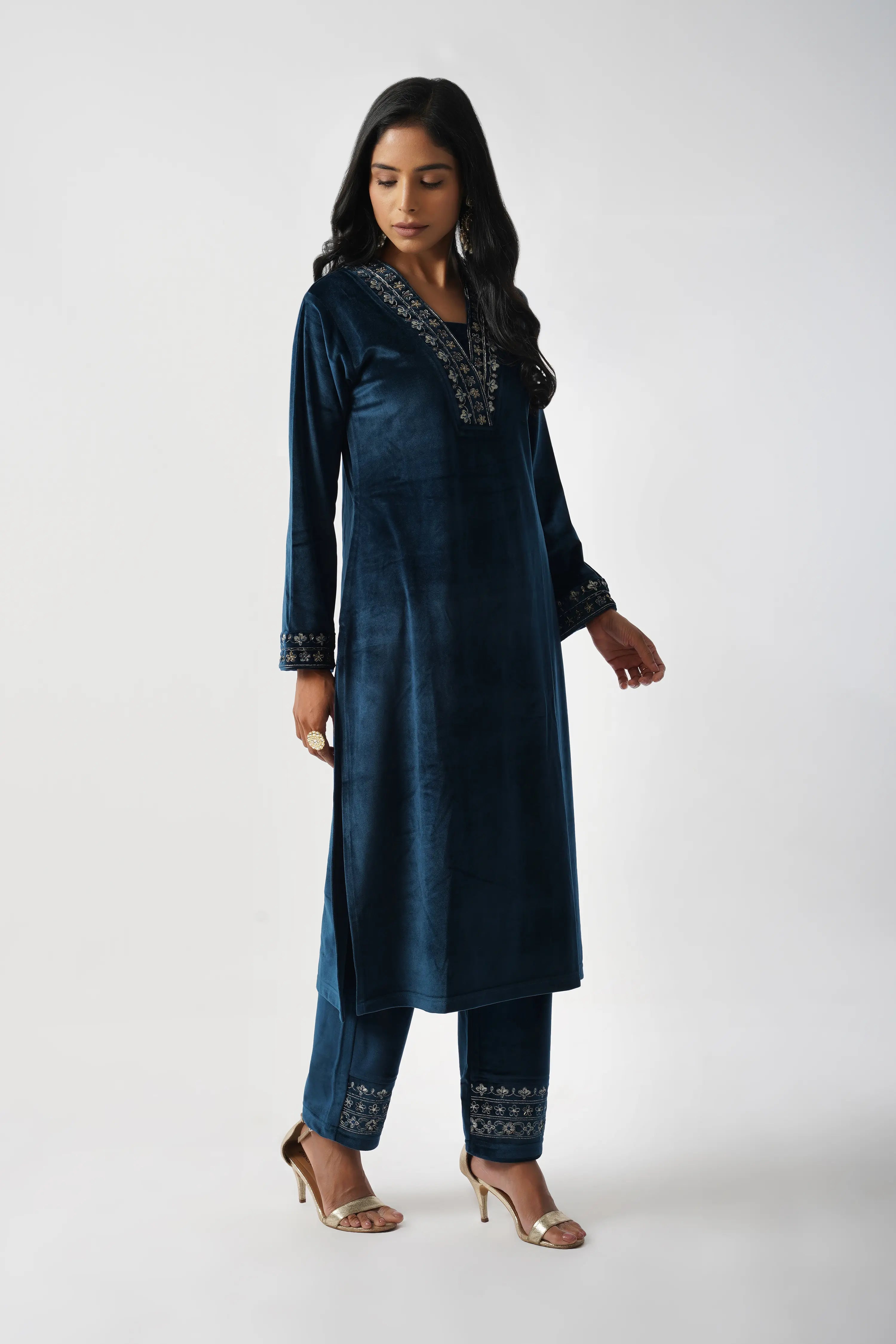 Midnight Plush Velvet Hand Embroidered Kurta Set