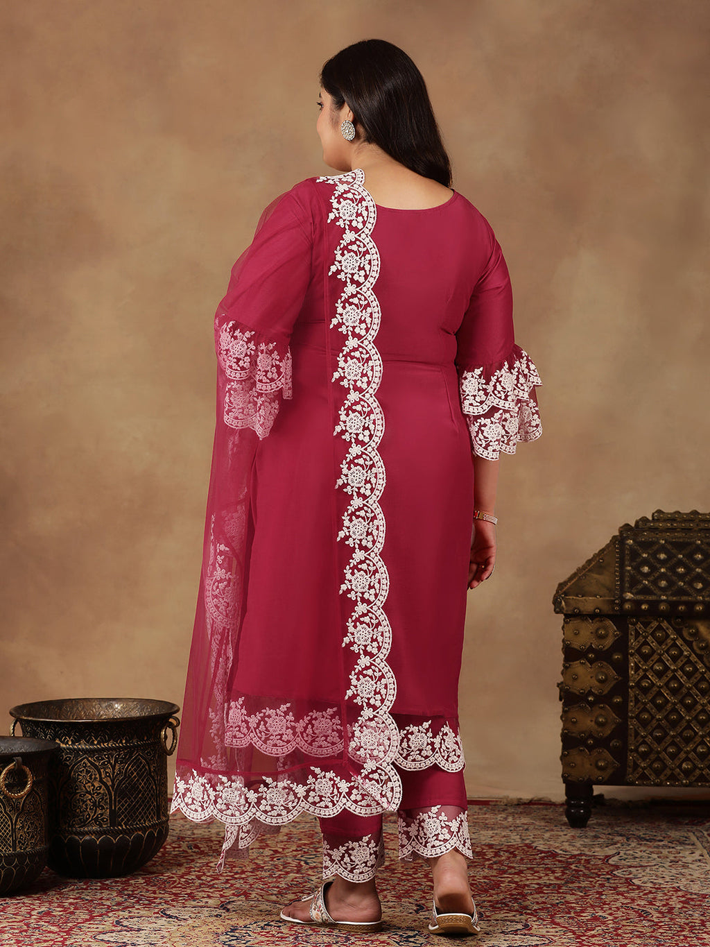 Plus Size Embroidered Thread Work Straight Kurta With Trousers & Dupatta - ID