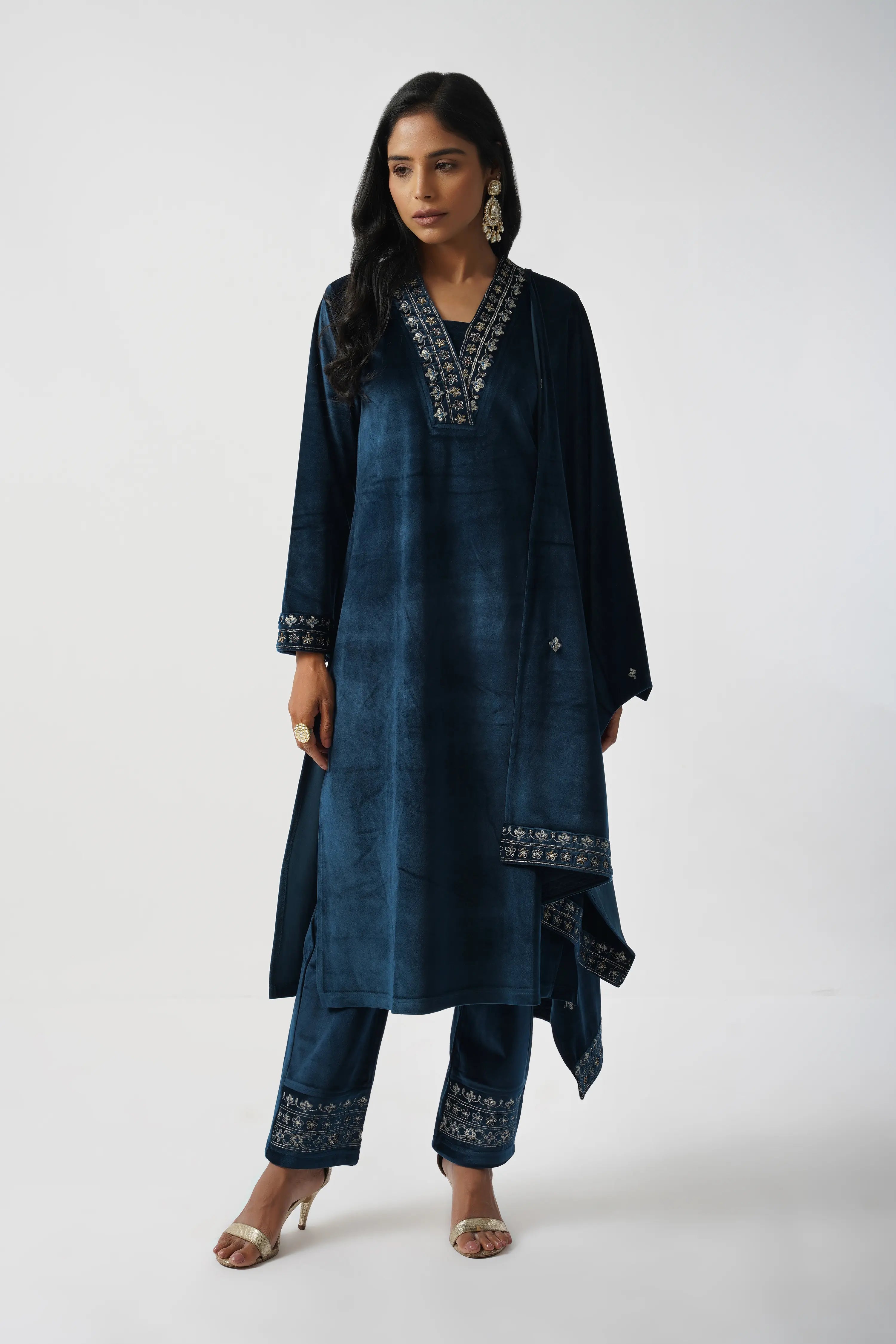 Midnight Plush Velvet Hand Embroidered Kurta Set