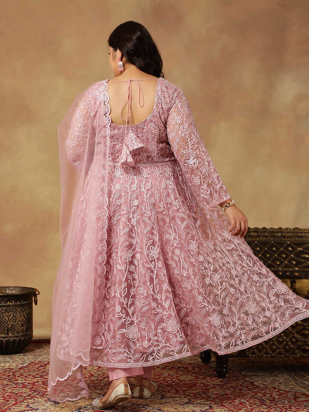 Floral Embroidered Regular Thread Work Anarkali Kurta With Trousers & Dupatta - ID