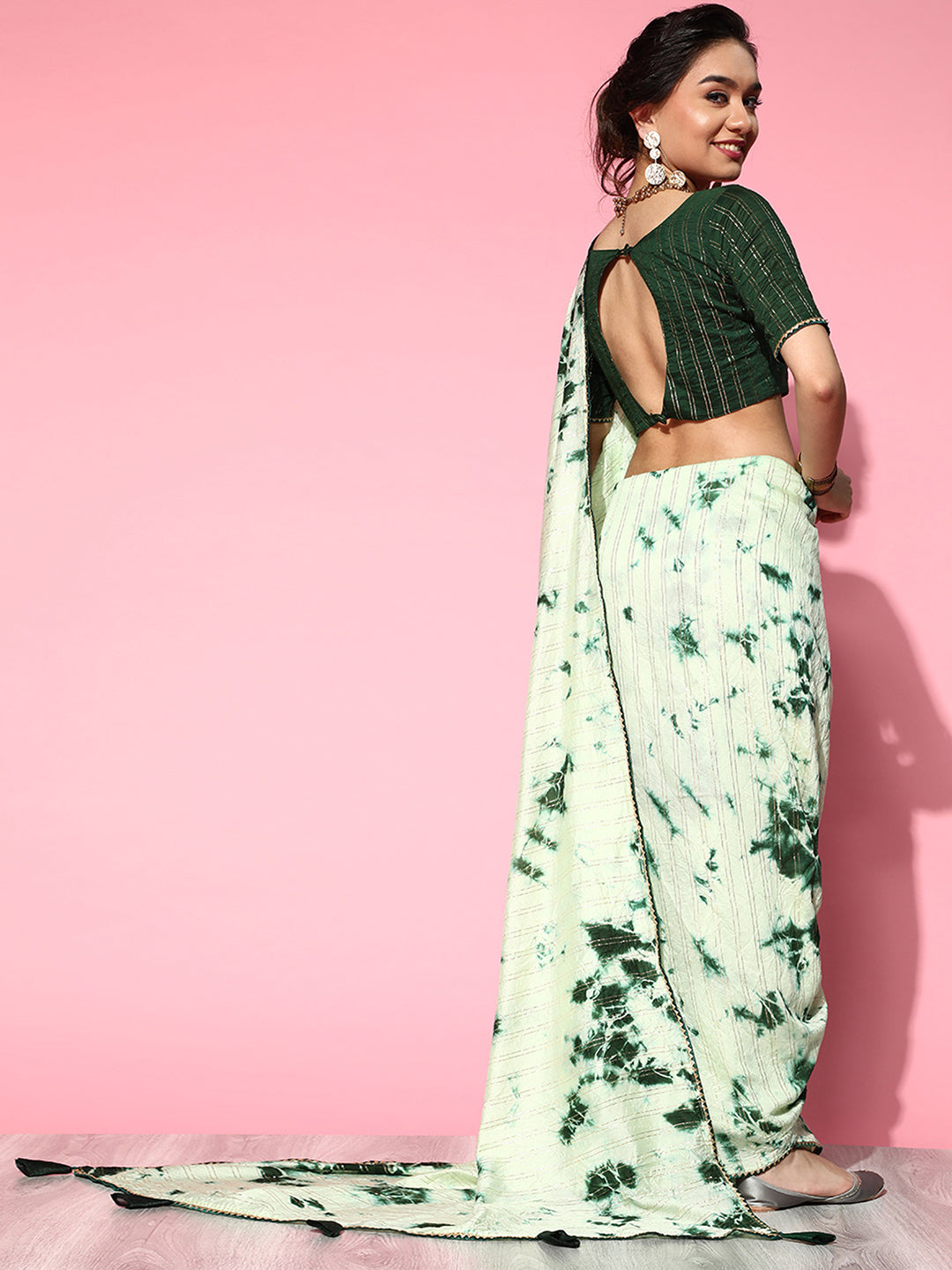 Silk Blend Green Printed DesignerSaree With Blouse Piece