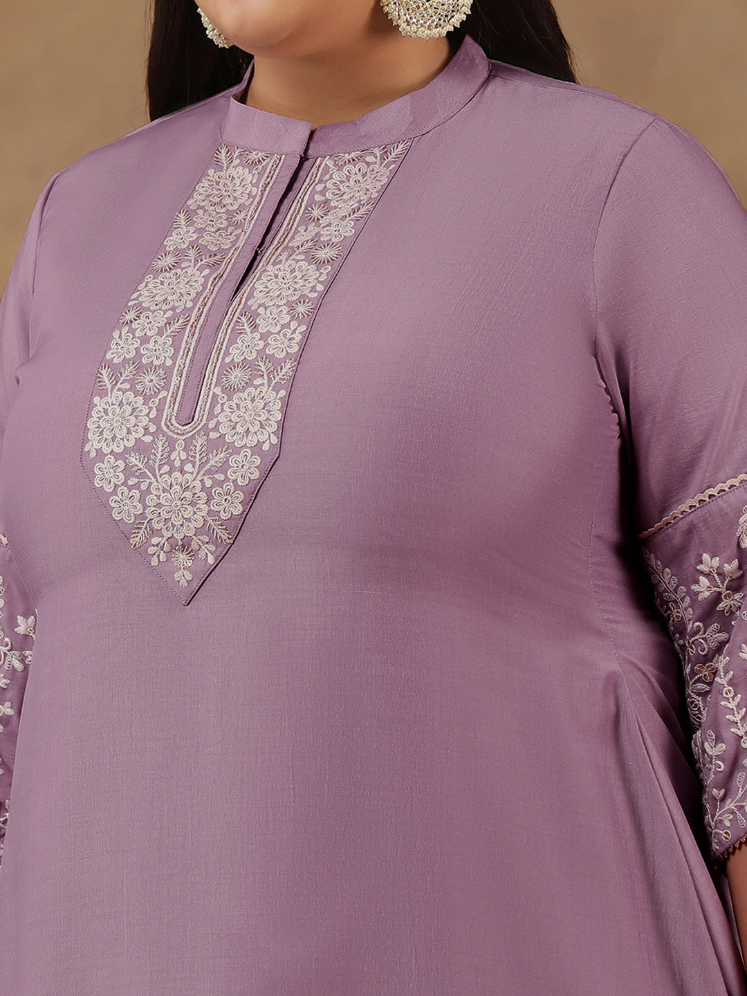 Women Floral Embroidered Regular Thread Work Kurta with Palazzos - ID