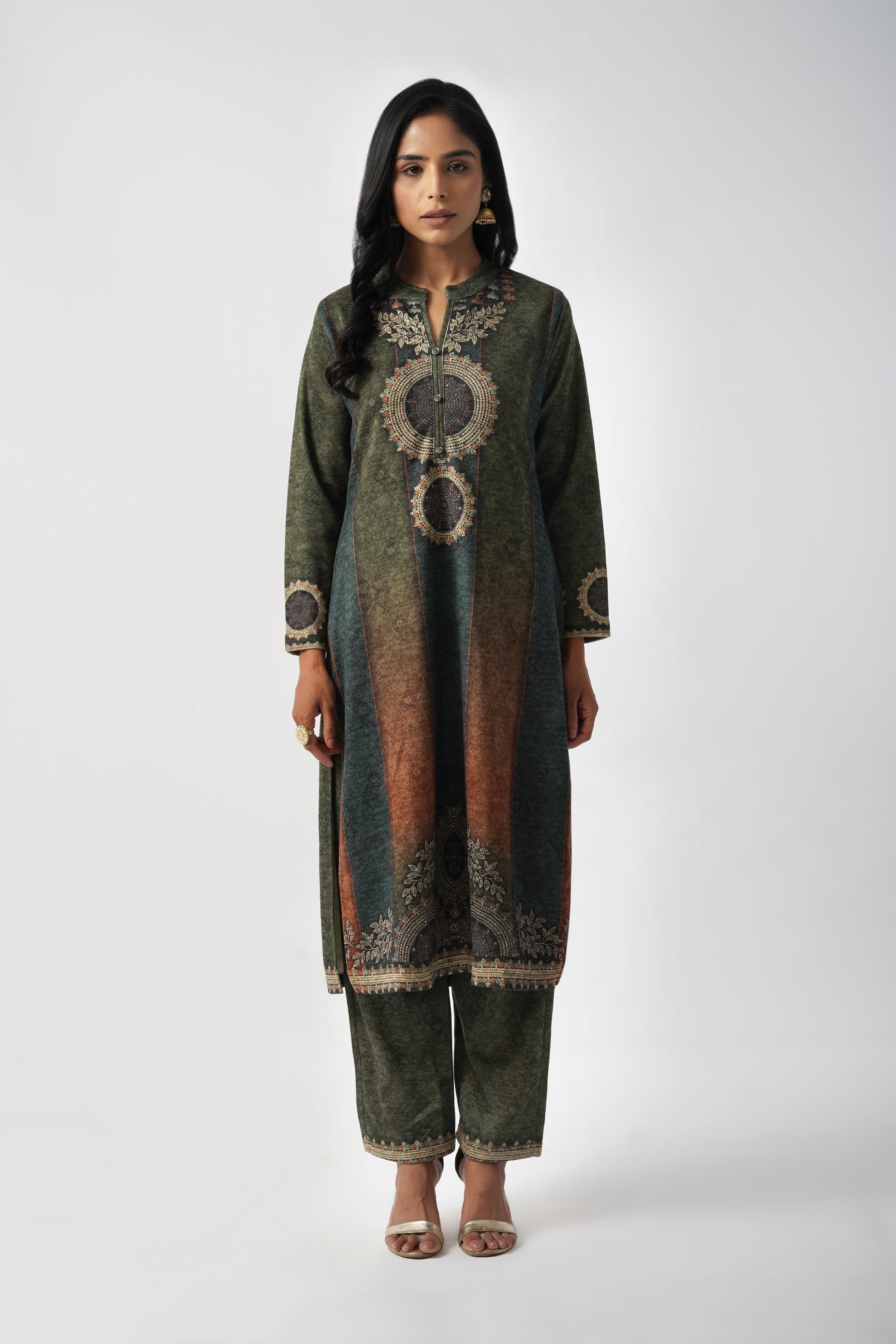 Green Woolen Handcrafted Printed Kurta Set