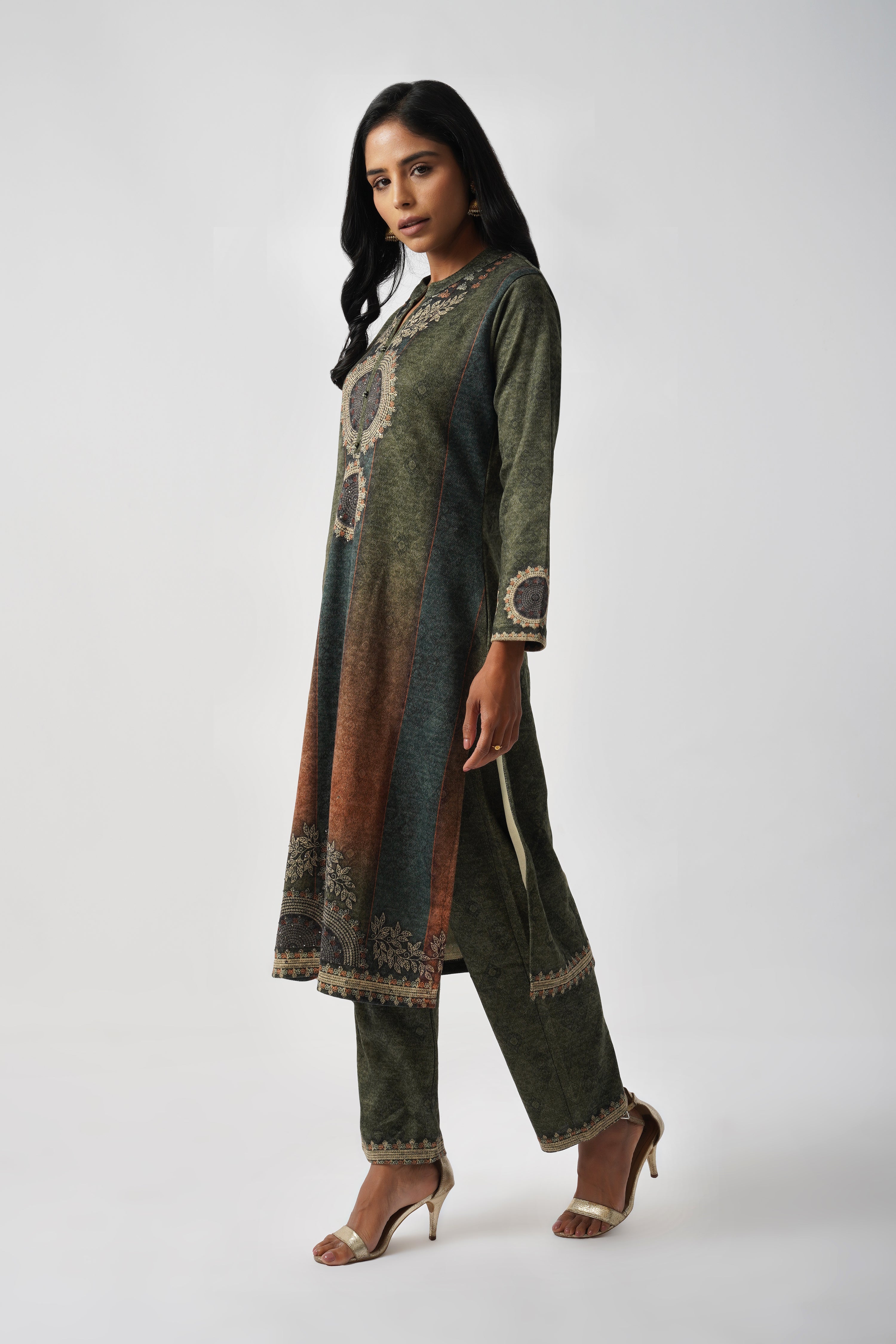 Green Woolen Handcrafted Printed Kurta Set