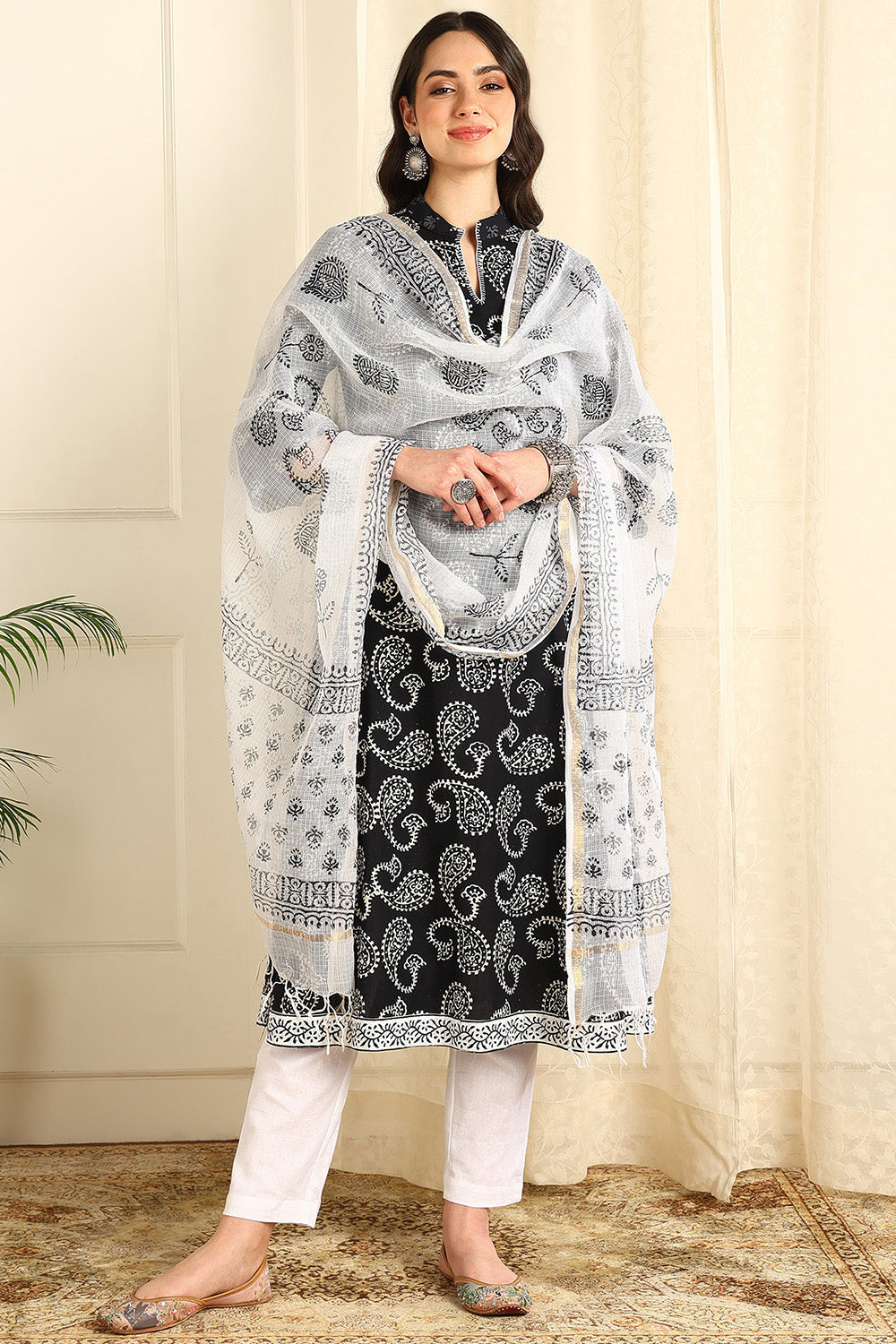 Black & White 'A' Line Bagru Kurta