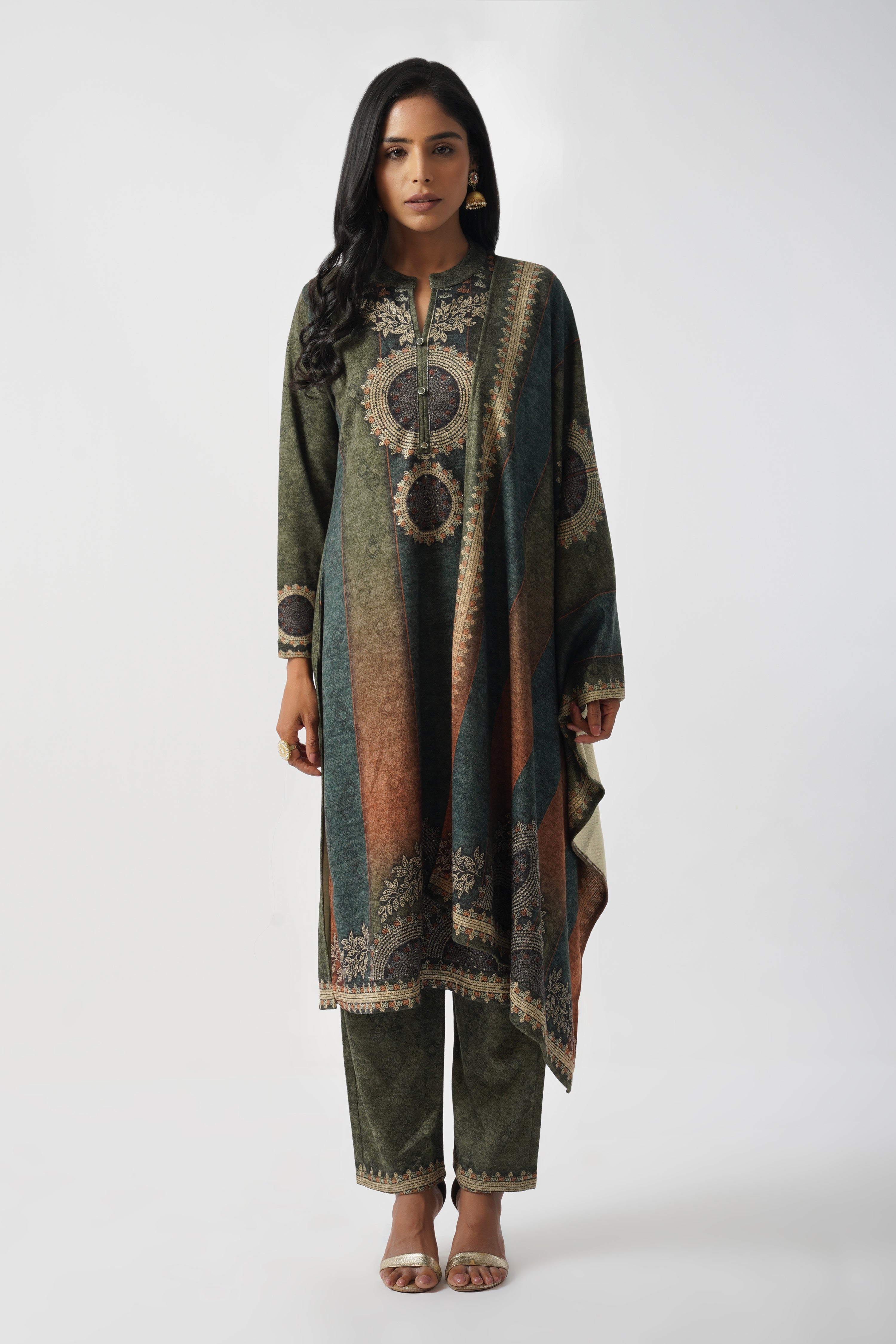 Green Woolen Handcrafted Printed Kurta Set