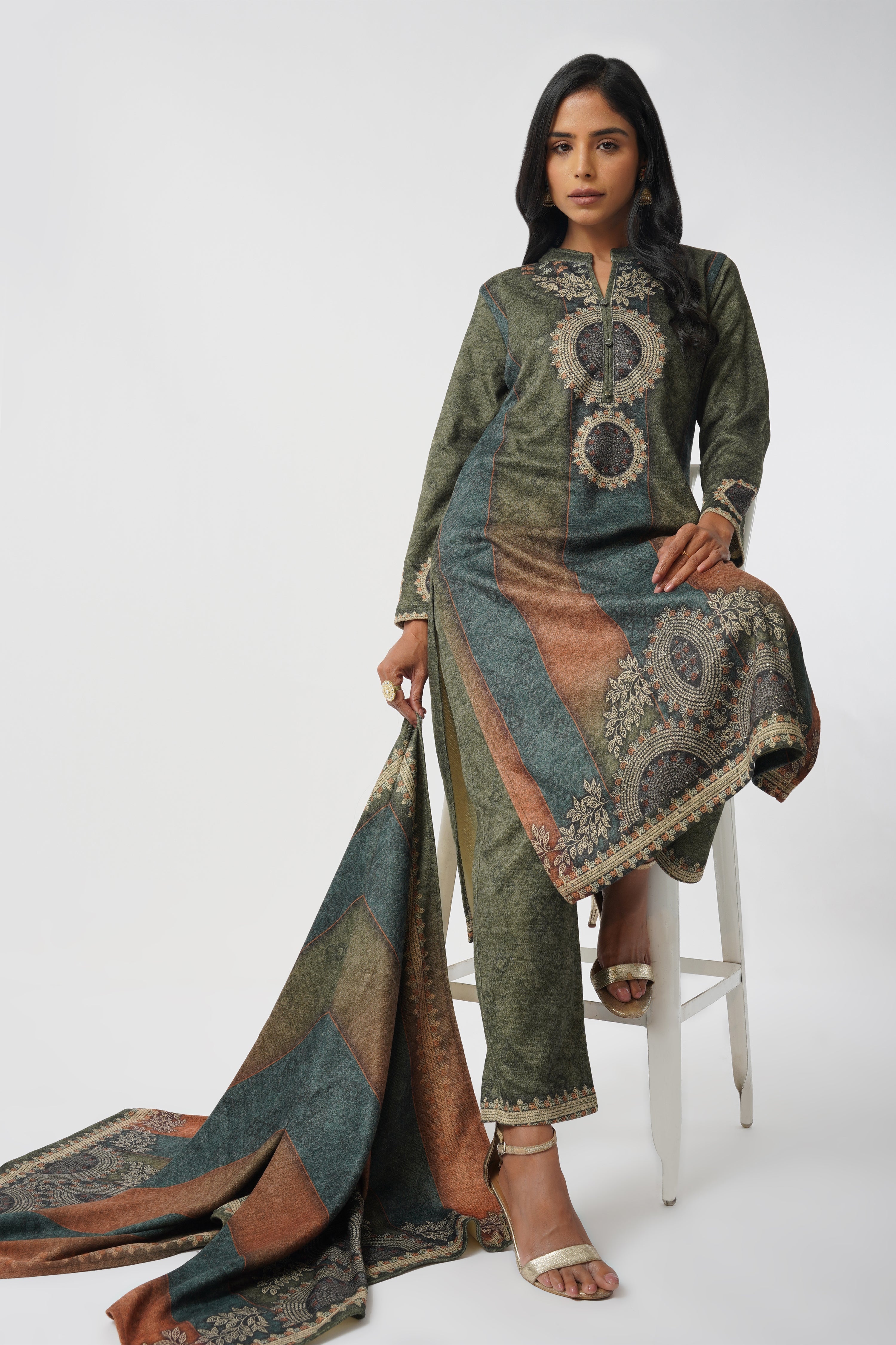 Green Woolen Handcrafted Printed Kurta Set