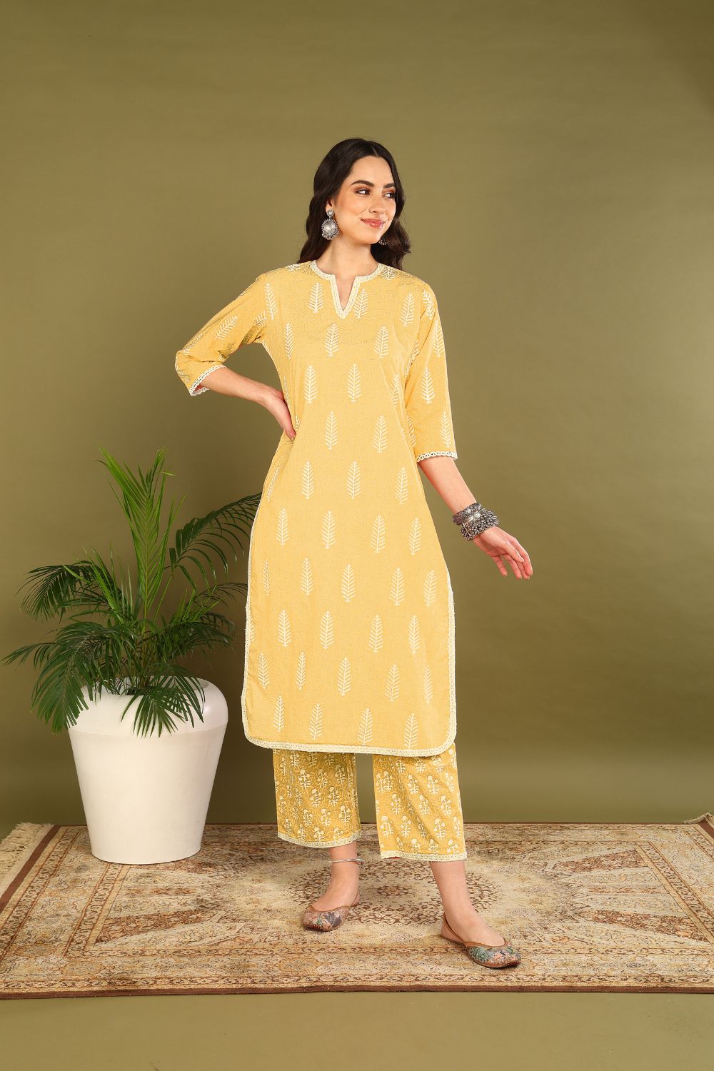 Yellow-White Khari Kurta (Set of 2)