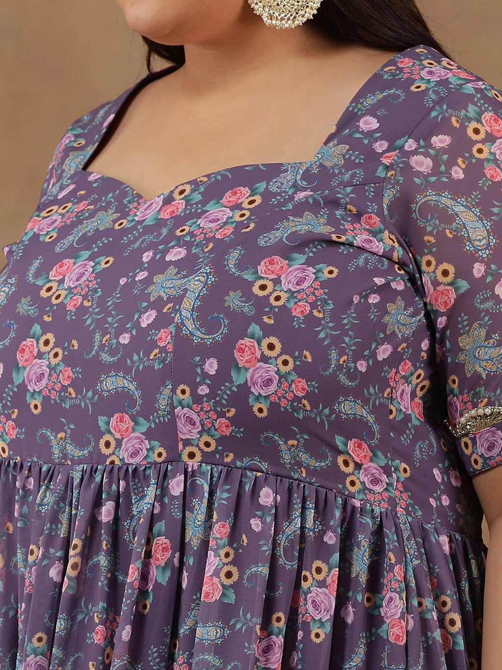 Plus Size Floral Printed Sweetheart Neck Tiered Anarkali Kurta With Dupatta - ID