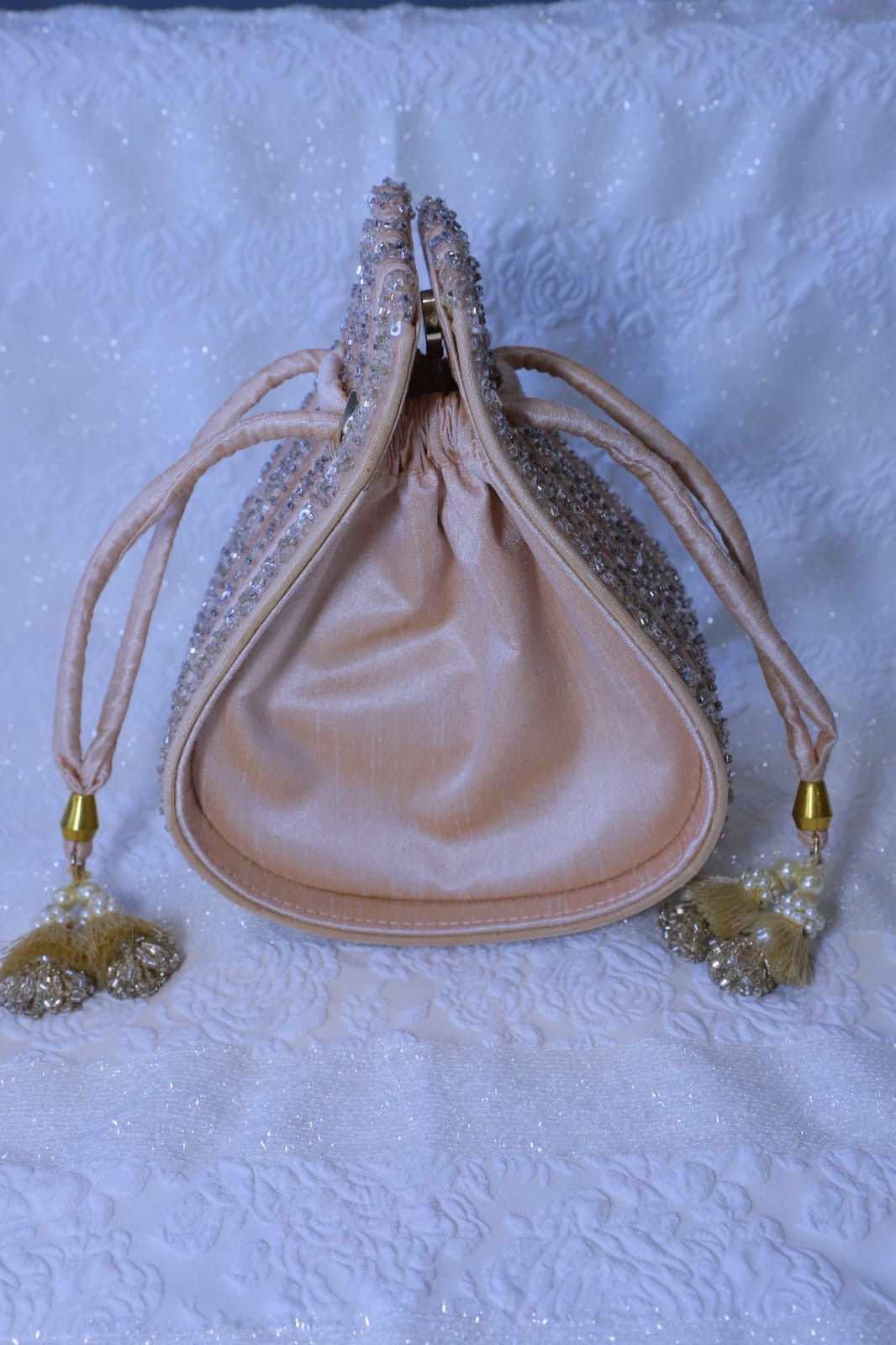 Sequence Work Heavy Embroidery Silk Pull String Peach Women Handbag