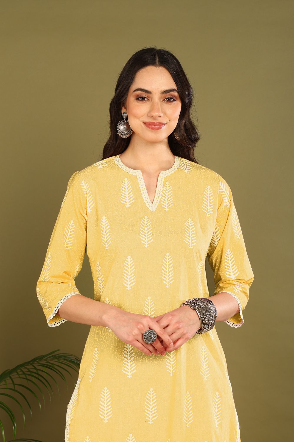 Yellow-White Khari Kurta (Set of 2)