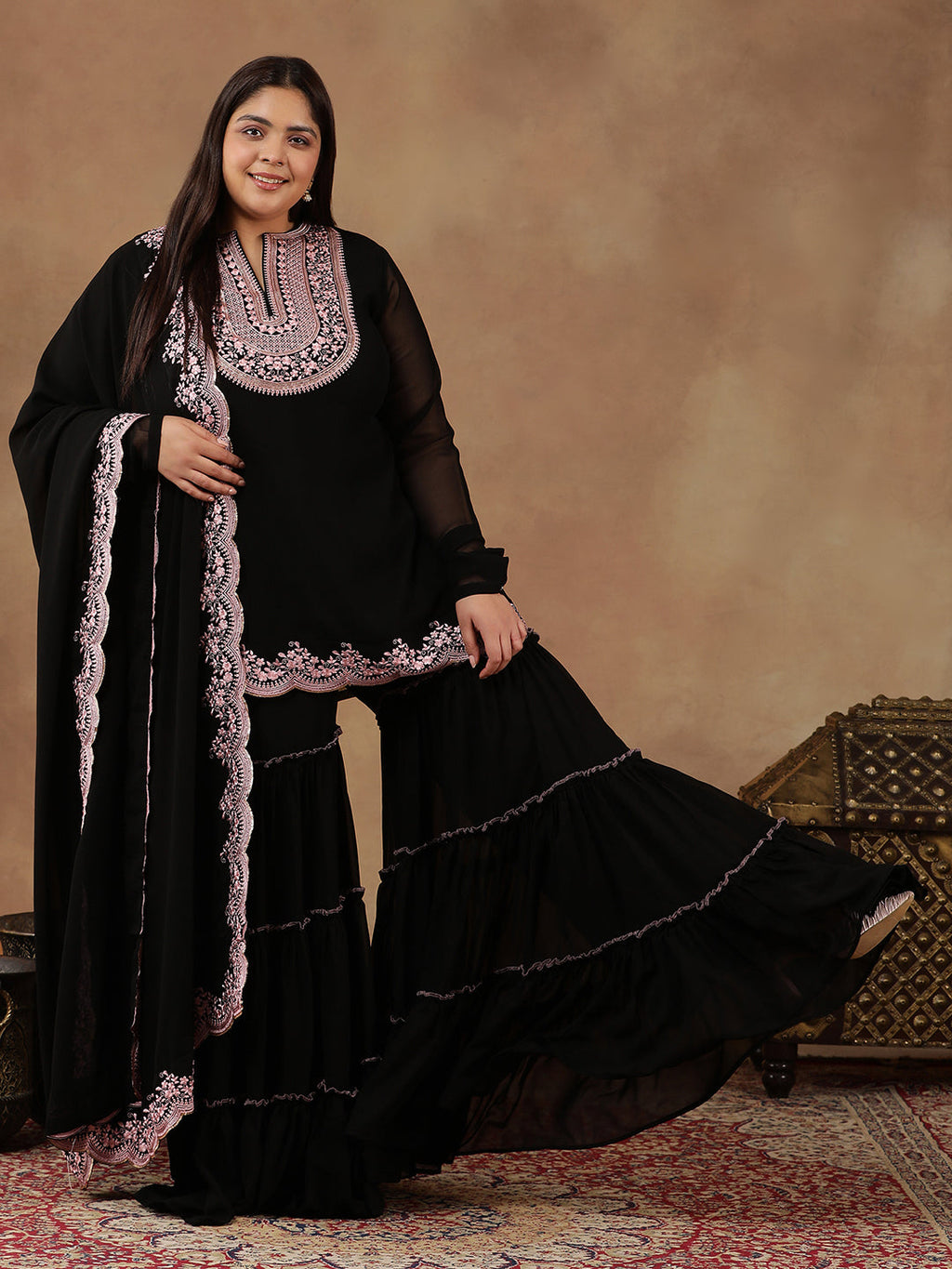 Plus Size Floral Embroidered Thread Work Kurta With Sharara & Dupatta - ID