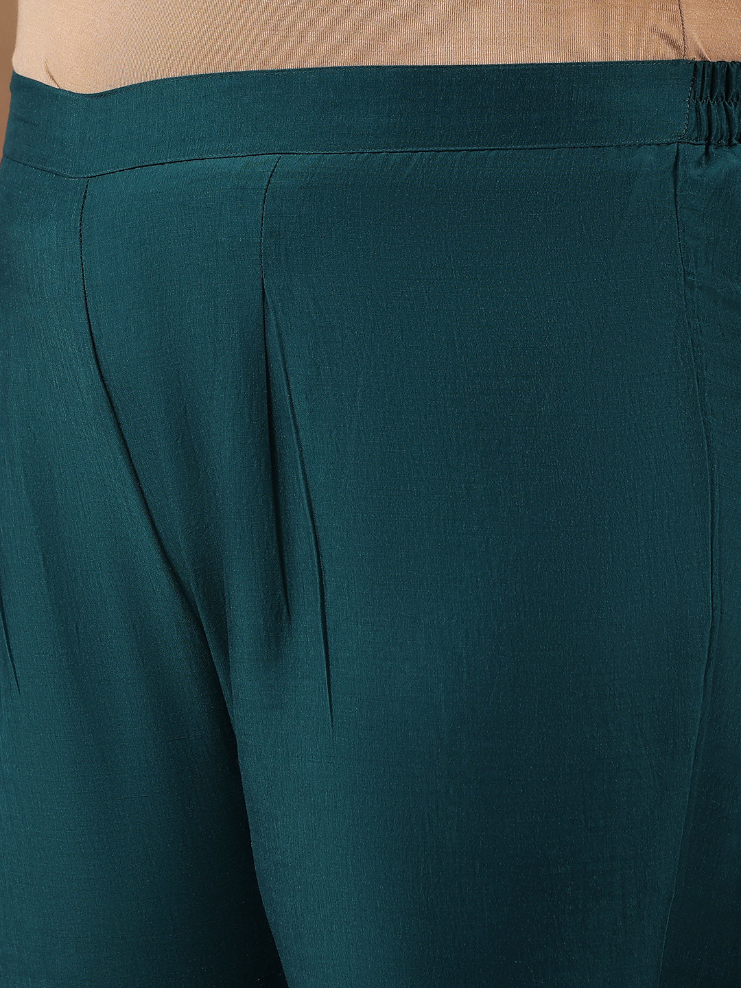 Plus Size Embroidered Thread Work Straight Kurta With Trousers & Dupatta - ID