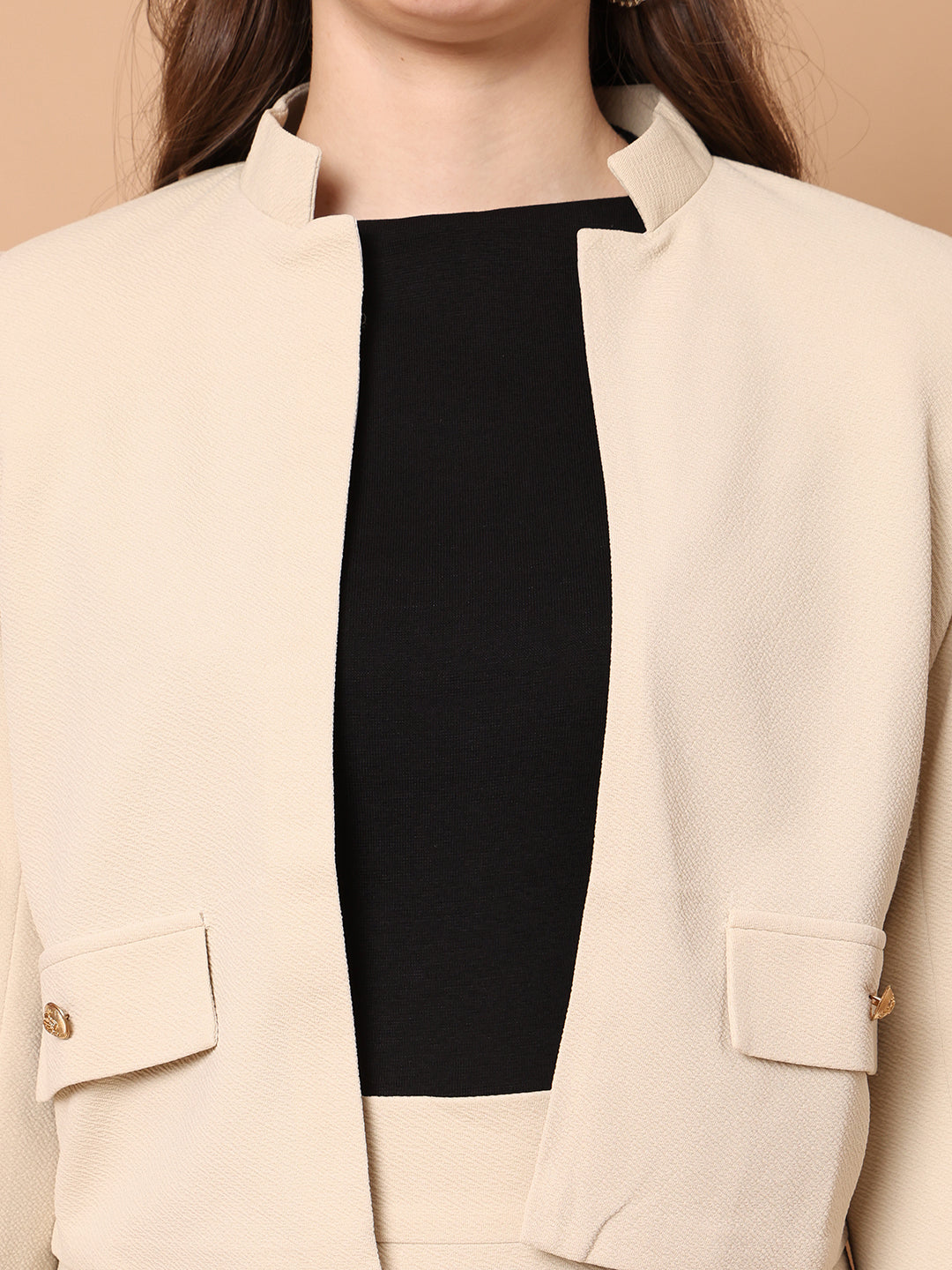 Exude Triumph Mandarin Collar Crop Blazer