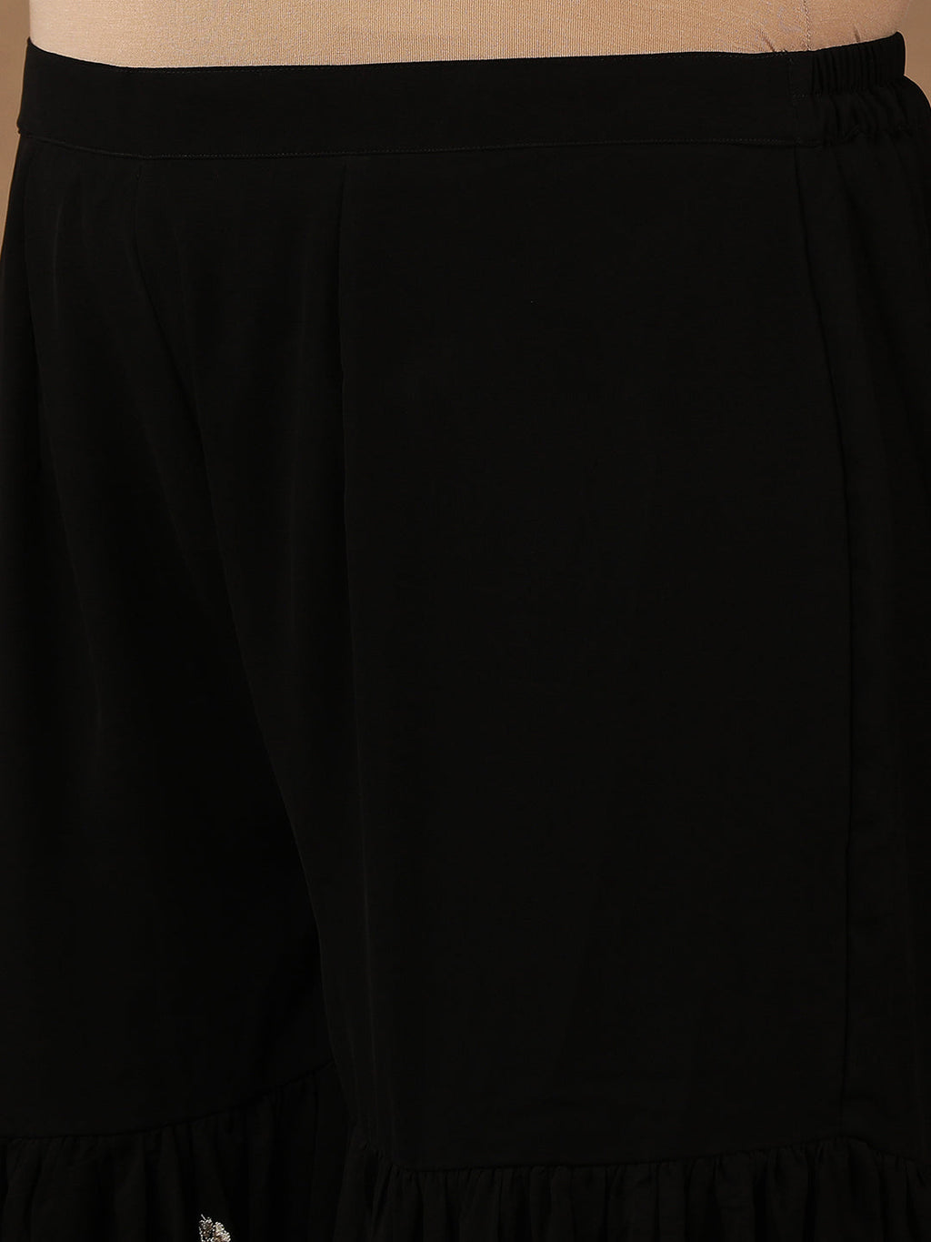 Plus Size Floral Embroidered Thread Work Straight Kurta With Sharara & Dupatta - ID