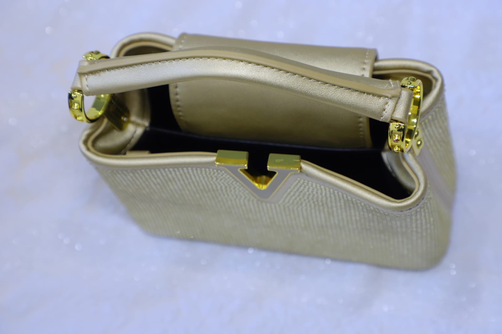 Swarovskiwork Heavy Embroidery Leather Touch Open Golden Women Handbag