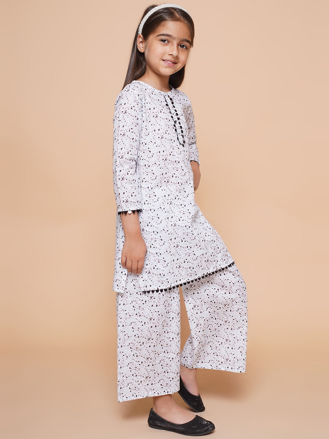 Girls Printed Regular Sequinned Pure Cotton Kurta with Trousers