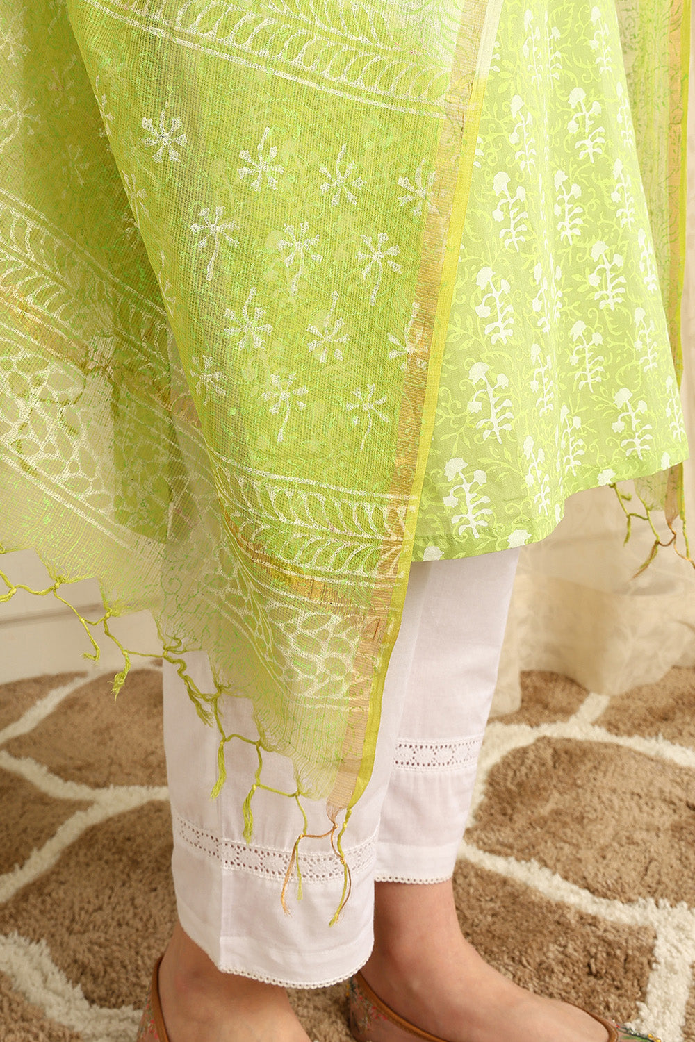 Parrot Green Khari & Hand Block Kota Doria Dupatta