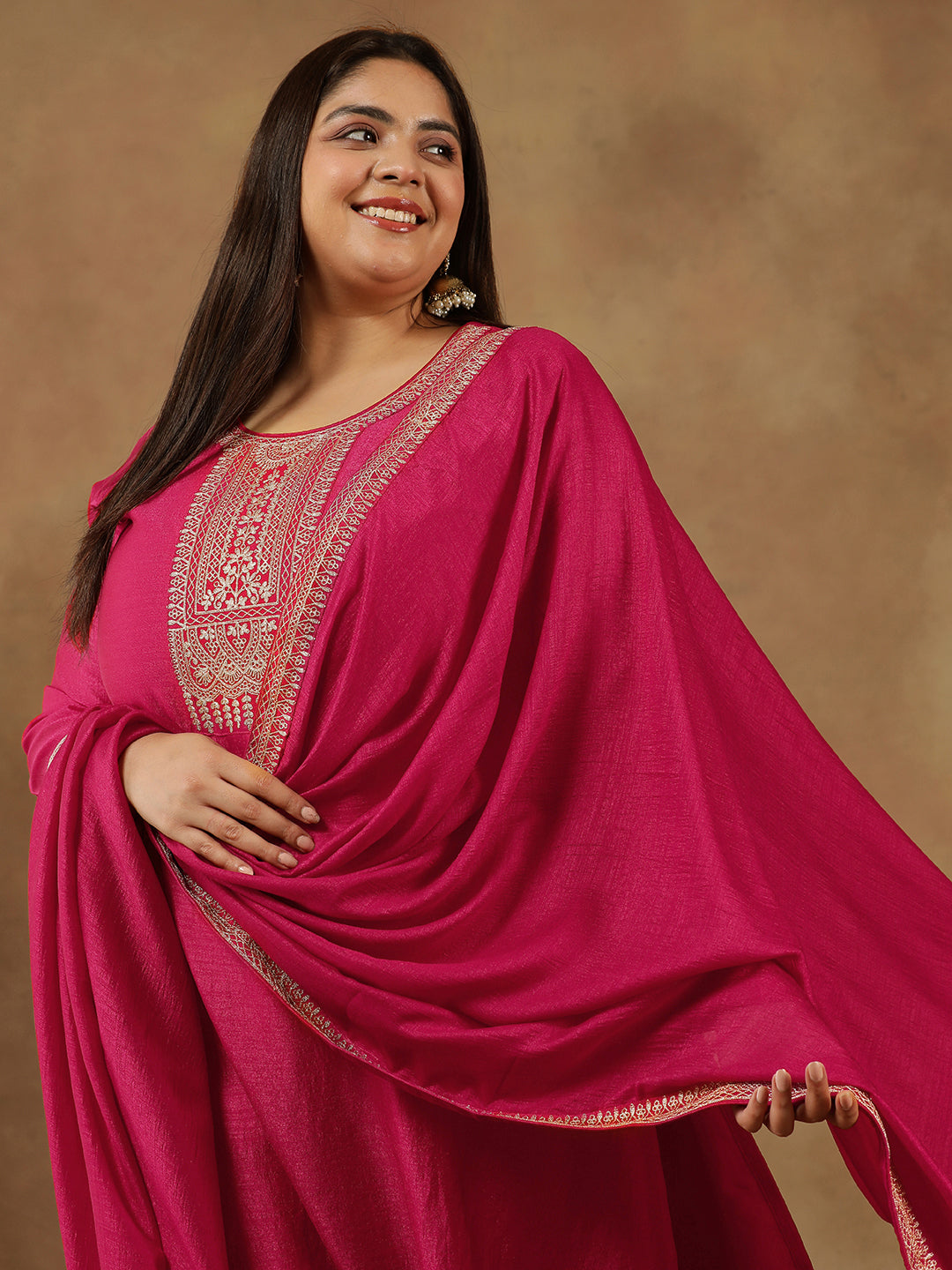 Plus Size Ethnic Motifs Embroidered Thread Work Kurta Trousers & With Dupatta - ID
