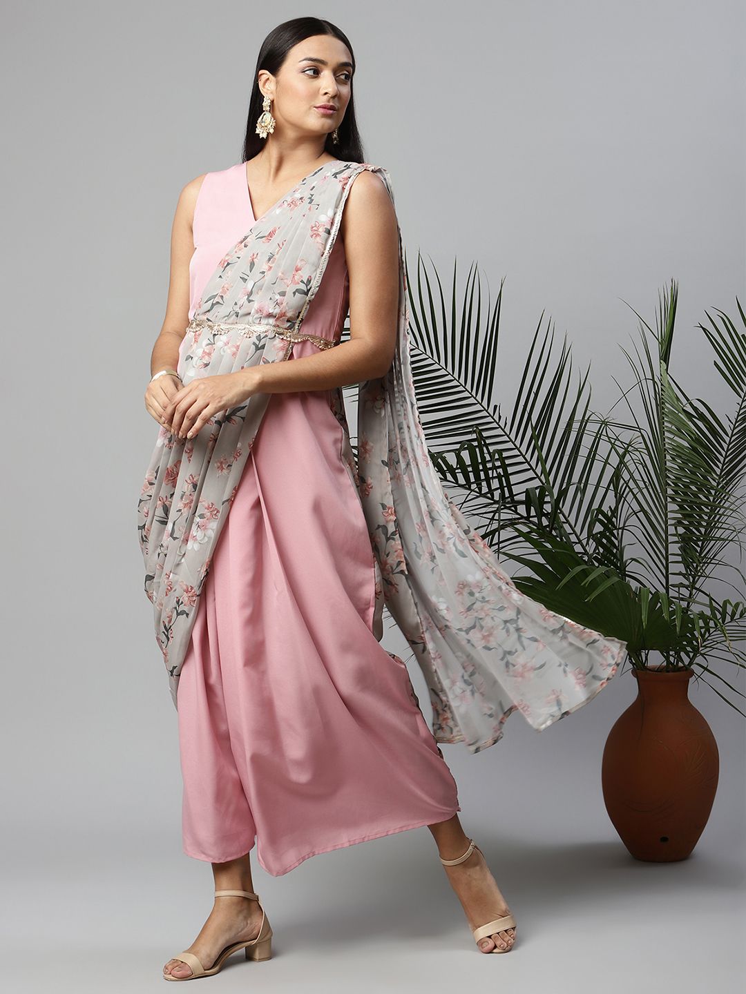 Baby Pink Georgette Saree Dress With Printed Pallu