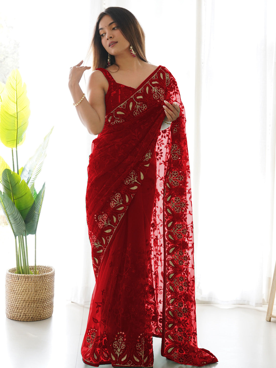 Net Red Embellished Designer Saree With Blouse