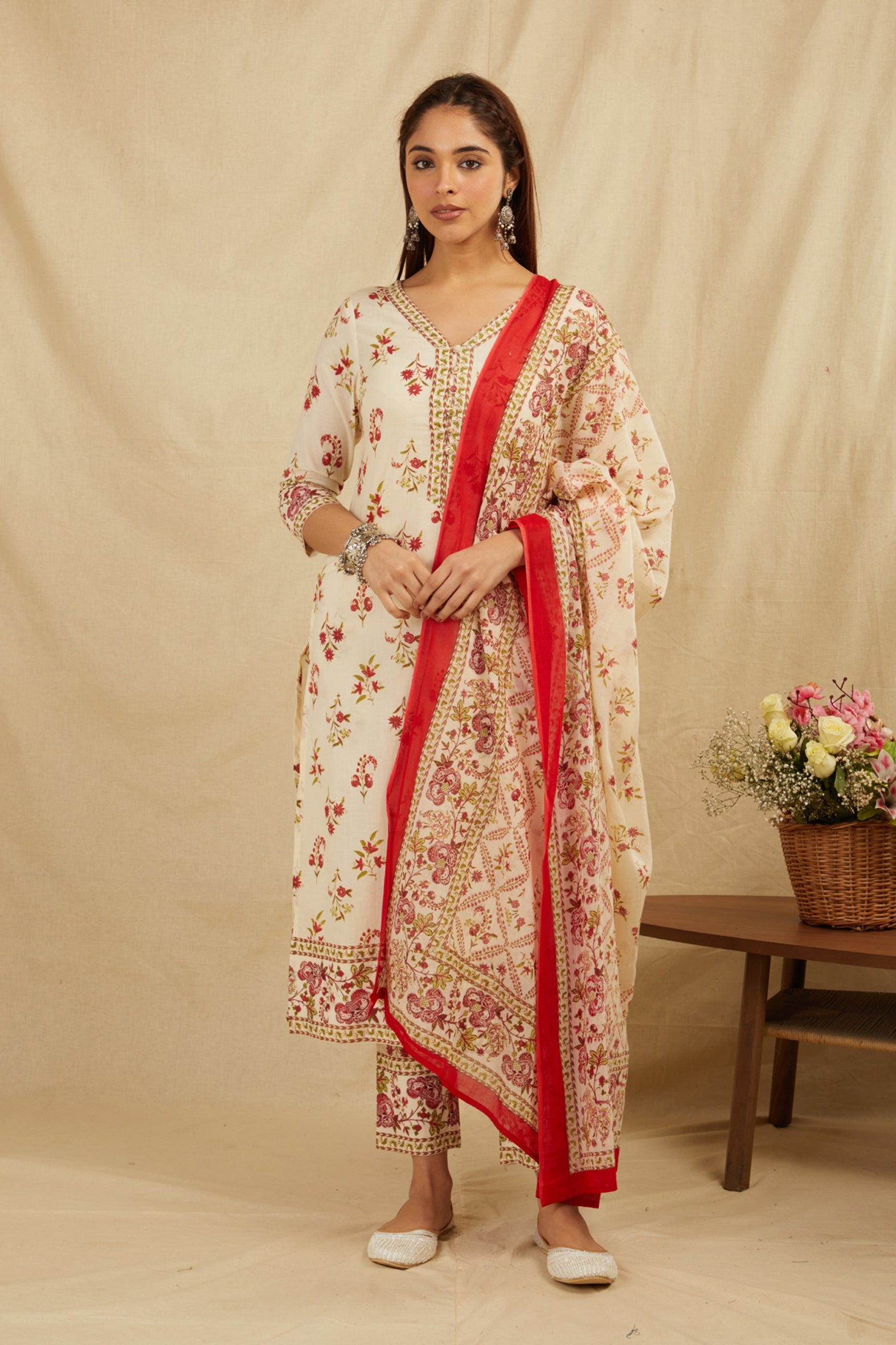 Cream Butti Printed Cotton Kurta Pant Set With Dupatta