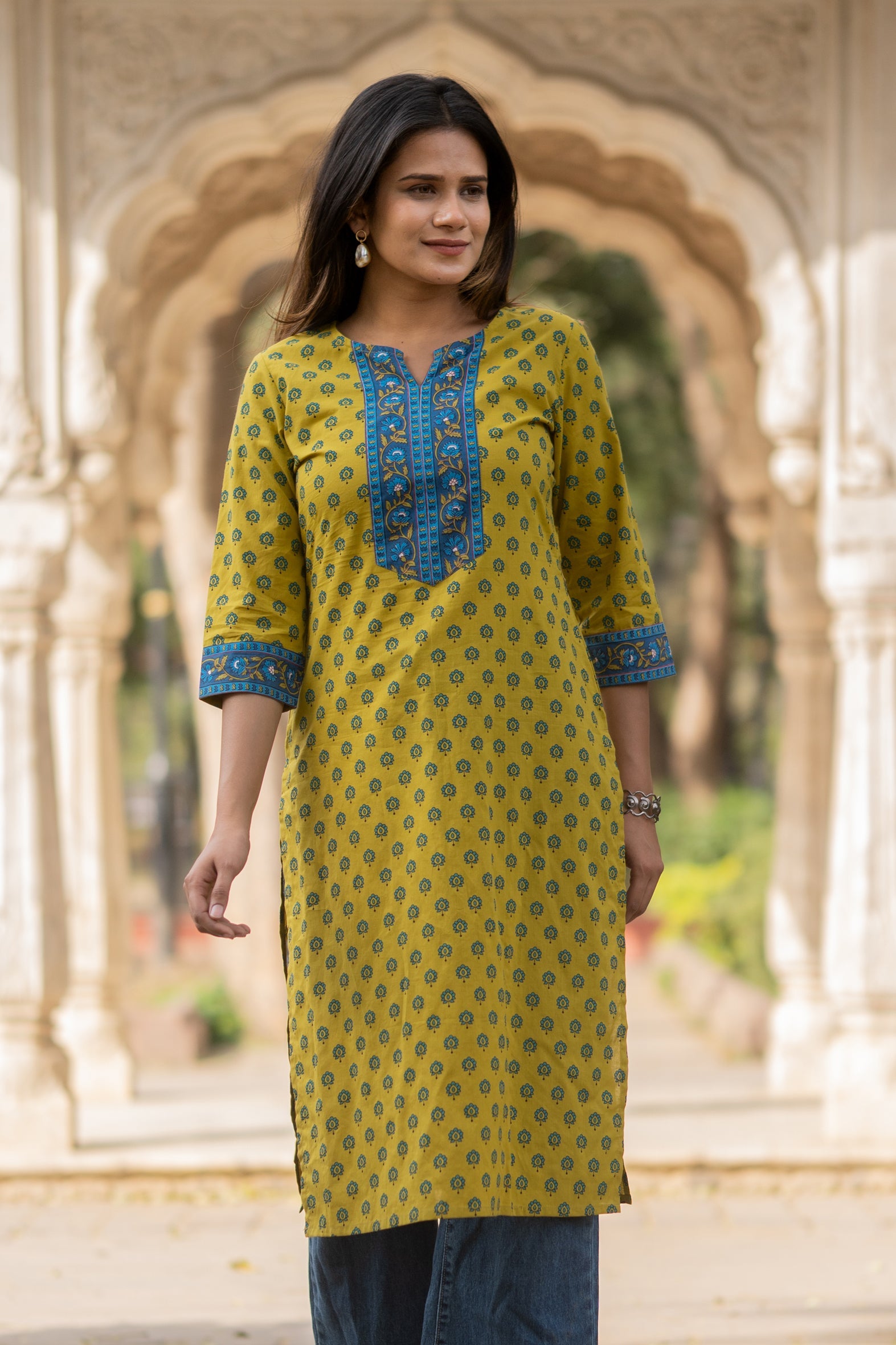 Green Barik Butti Printed Cotton Kurta