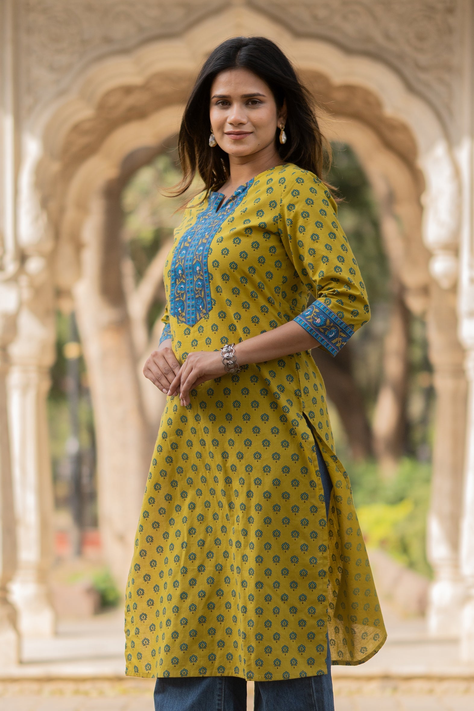 Green Barik Butti Printed Cotton Kurta