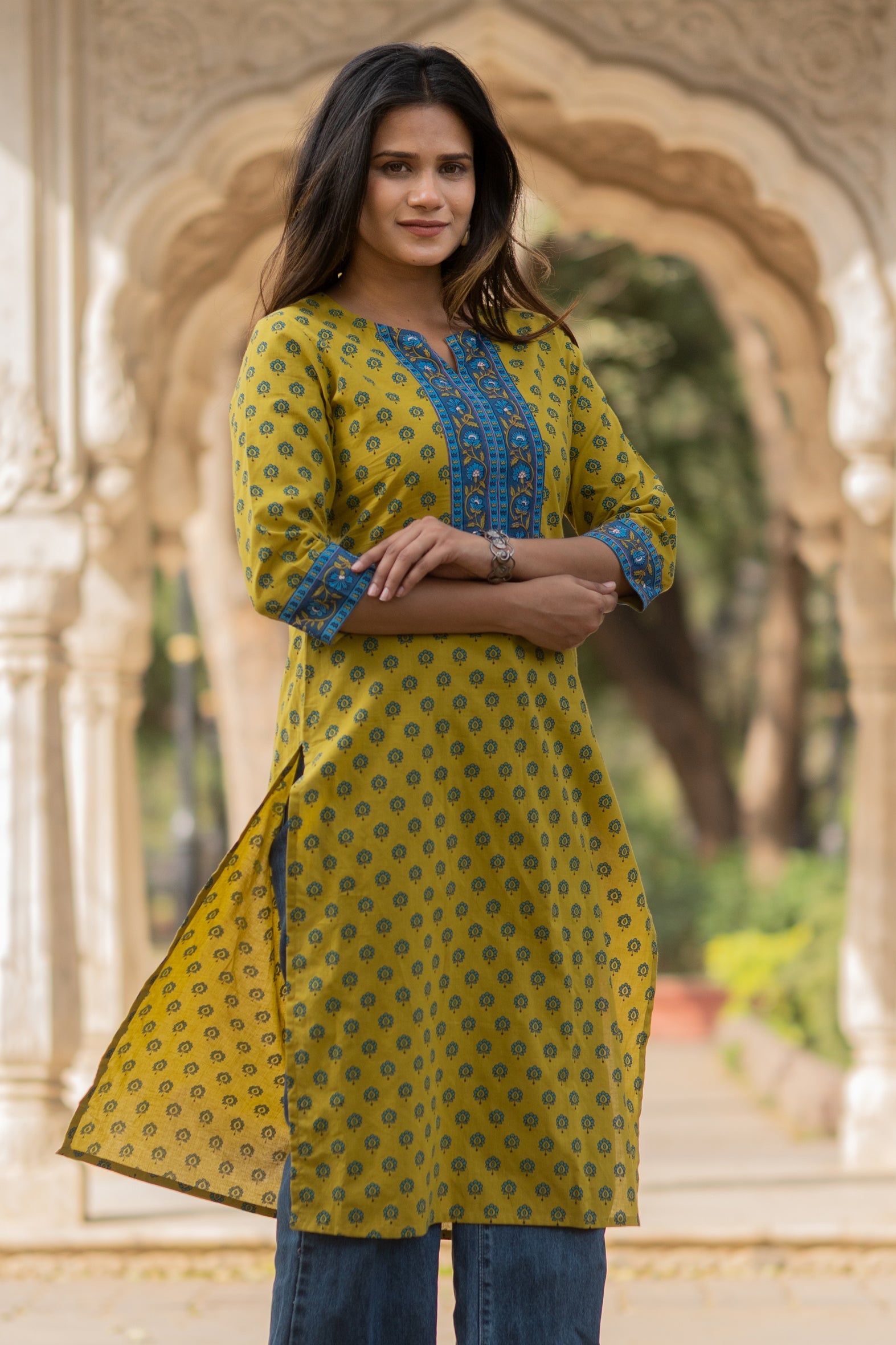 Green Barik Butti Printed Cotton Kurta