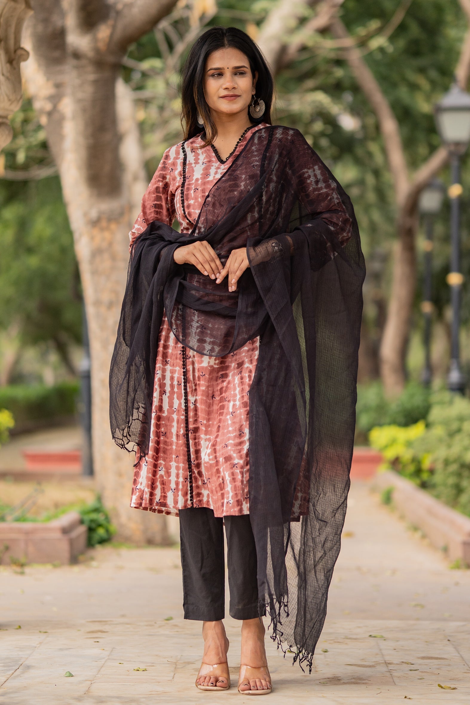 Maroon Tie Dye Kurta with Pants & Dupatta