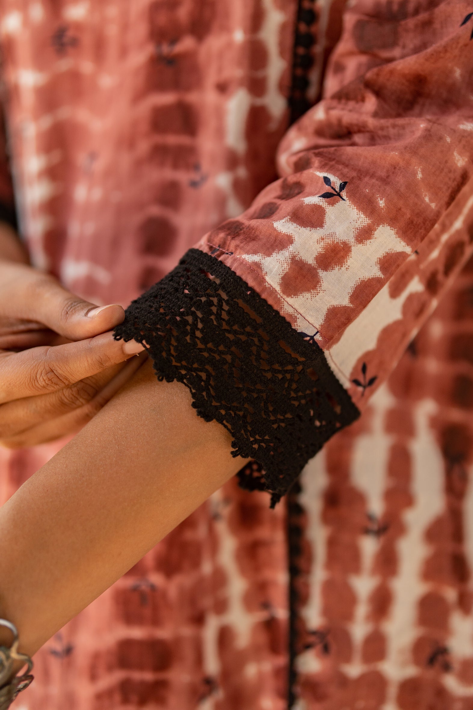 Maroon Tie Dye Kurta with Pants & Dupatta