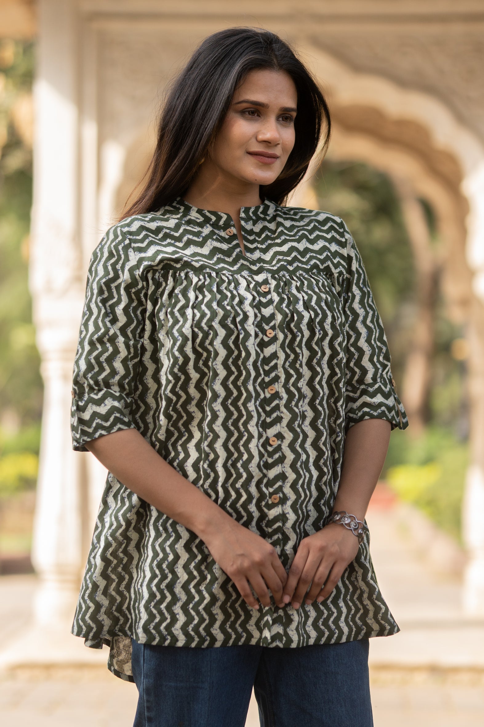 Green Collar Style Cotton Printed Short Top