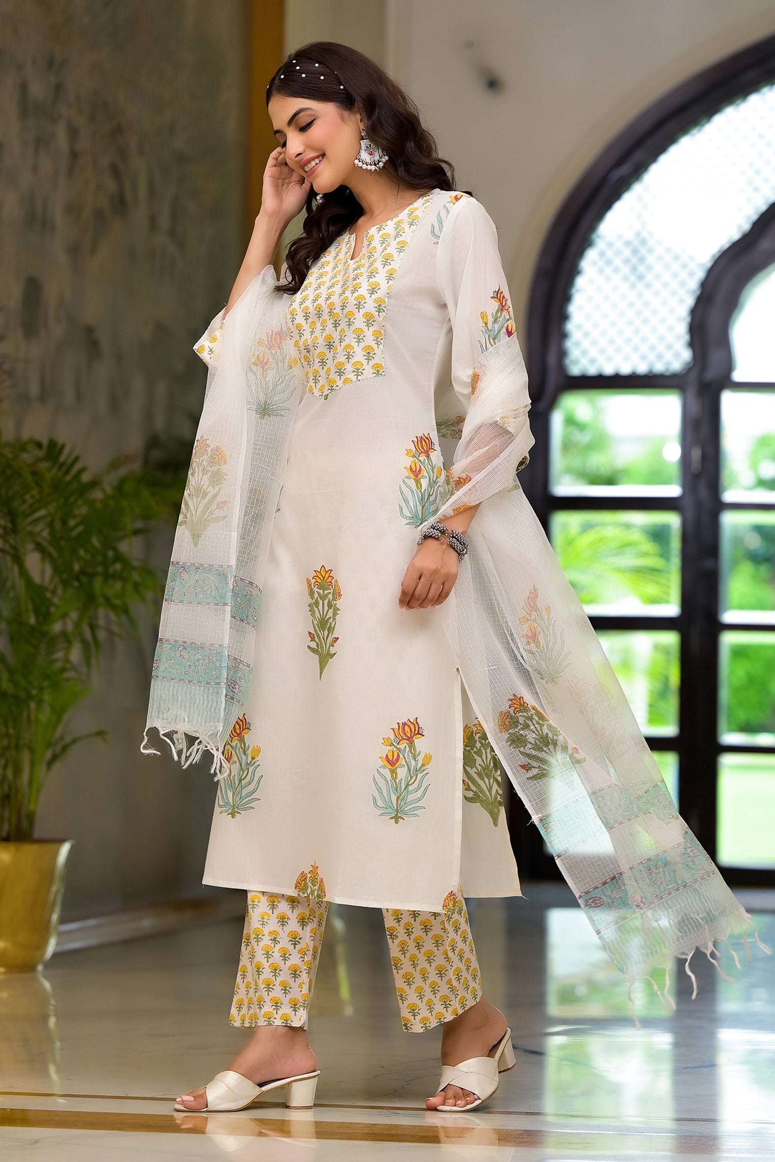 White Cotton Mughal Block Printed Kurta Pant Set With Dupatta