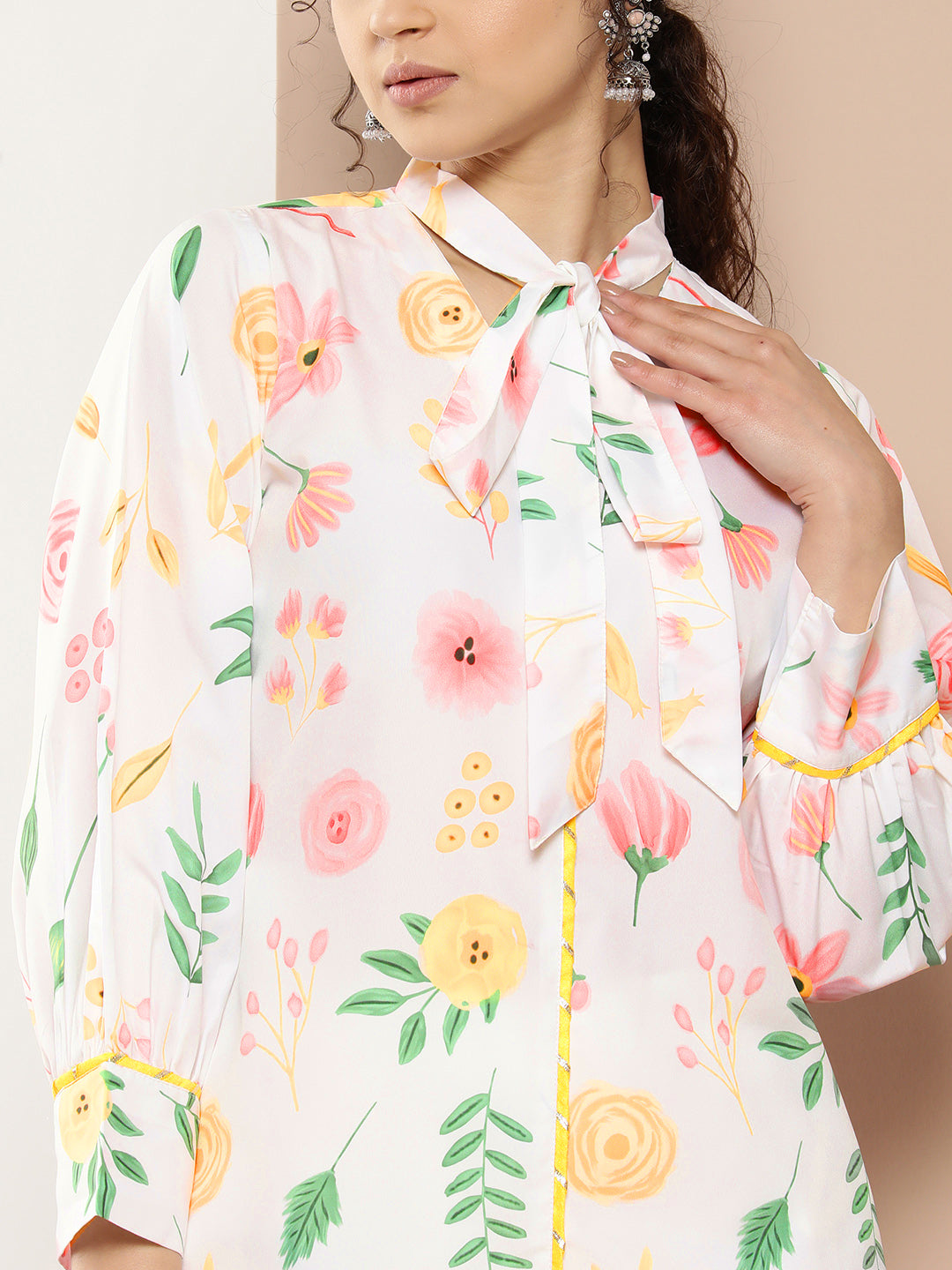 White & Pink Floral Printed Kurta