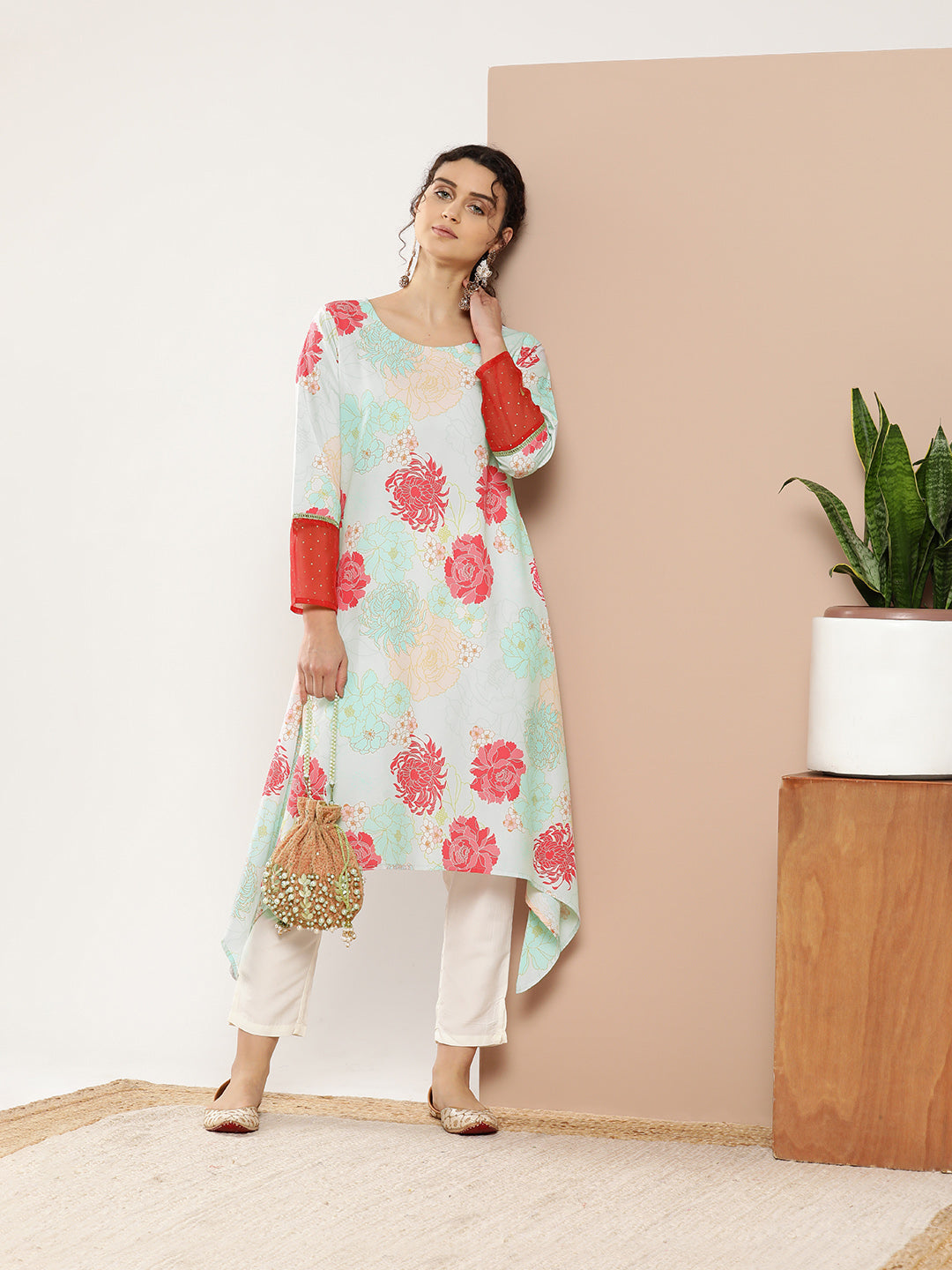 Turquoise Blue & Red Floral Printed Gotta Patti Kurta