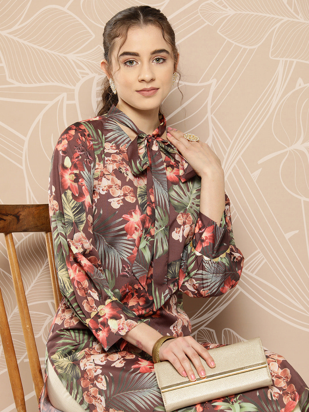 Ahalyaa Women Brown & Orange Floral Printed Crepe Kurta