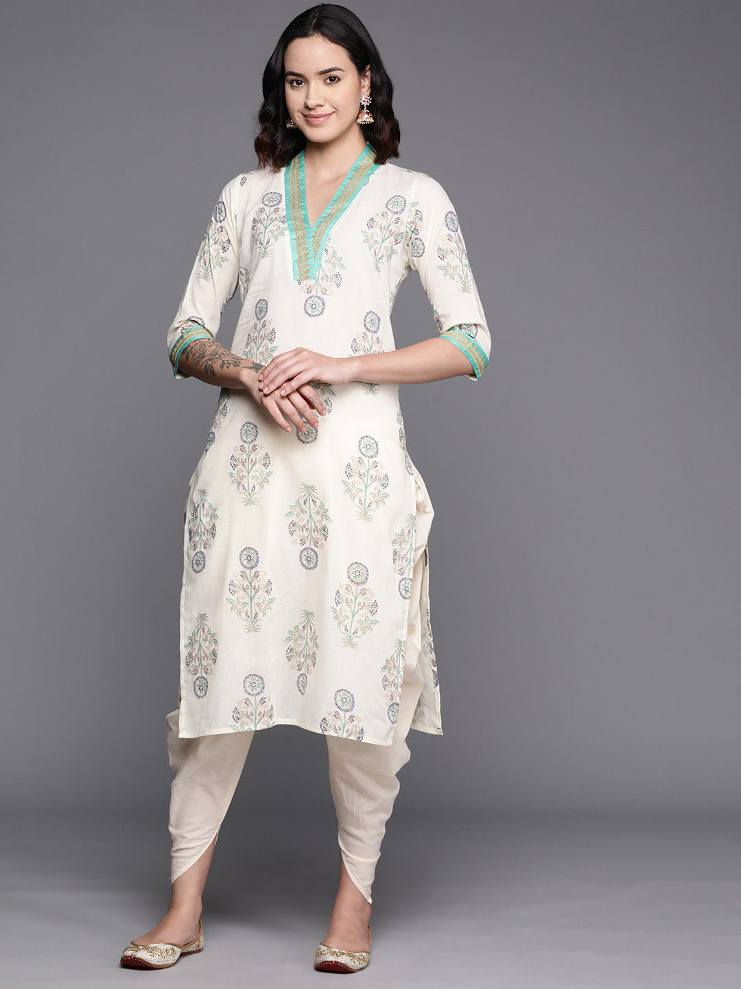 Ahalyaa Floral Printed Regular Pure Cotton Kurta With Dhoti Pants