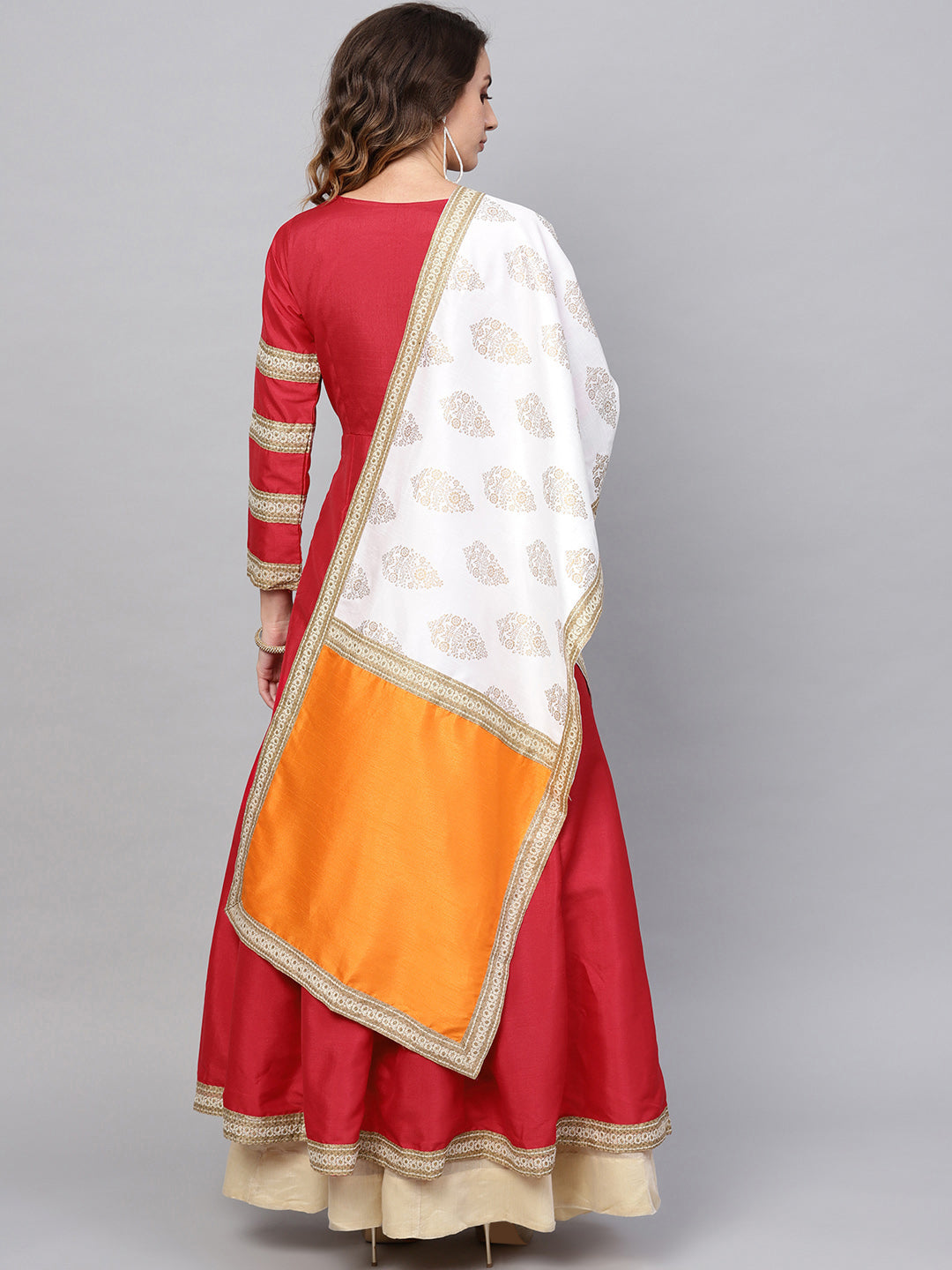 Red Solid Anarkali Kurta With Printed Dupatta