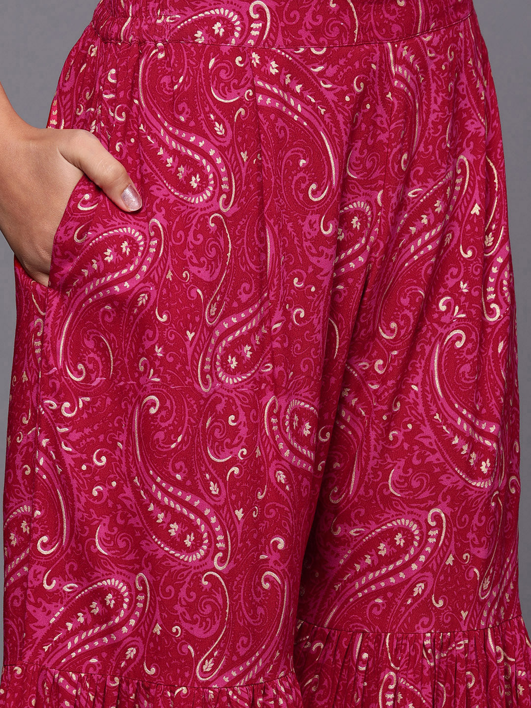 Ahalyaa Women Paisley Printed Regular Gotta Patti Kurti with Sharara & Dupatta