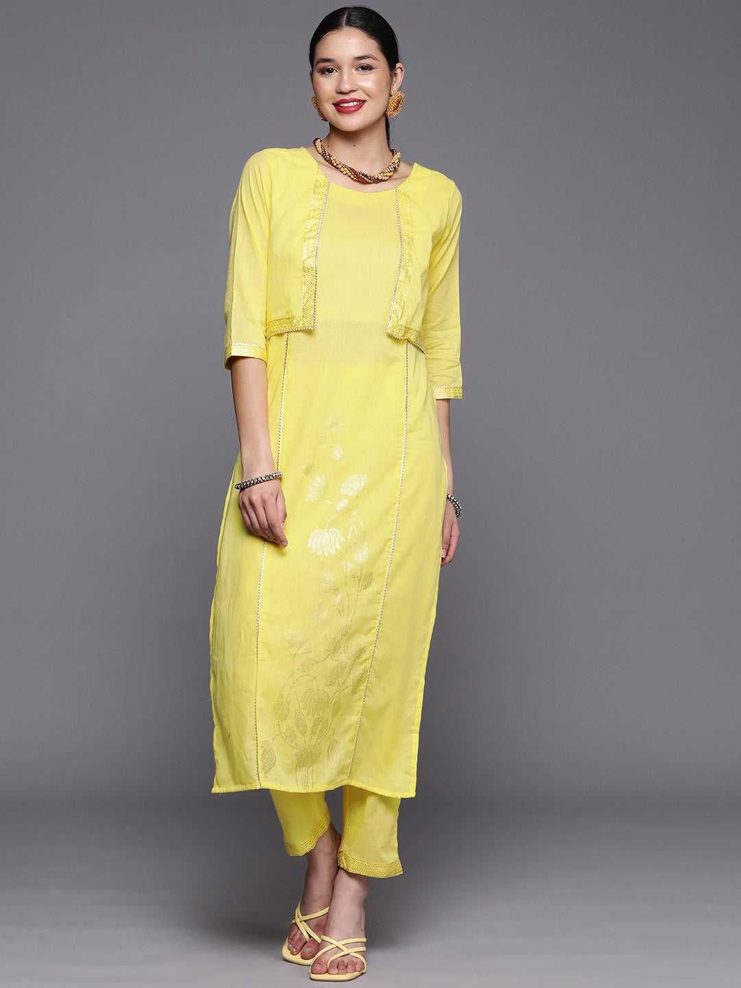 Ahalyaa Women Yellow Pure Cotton Printed Floral Kurta With Trousers