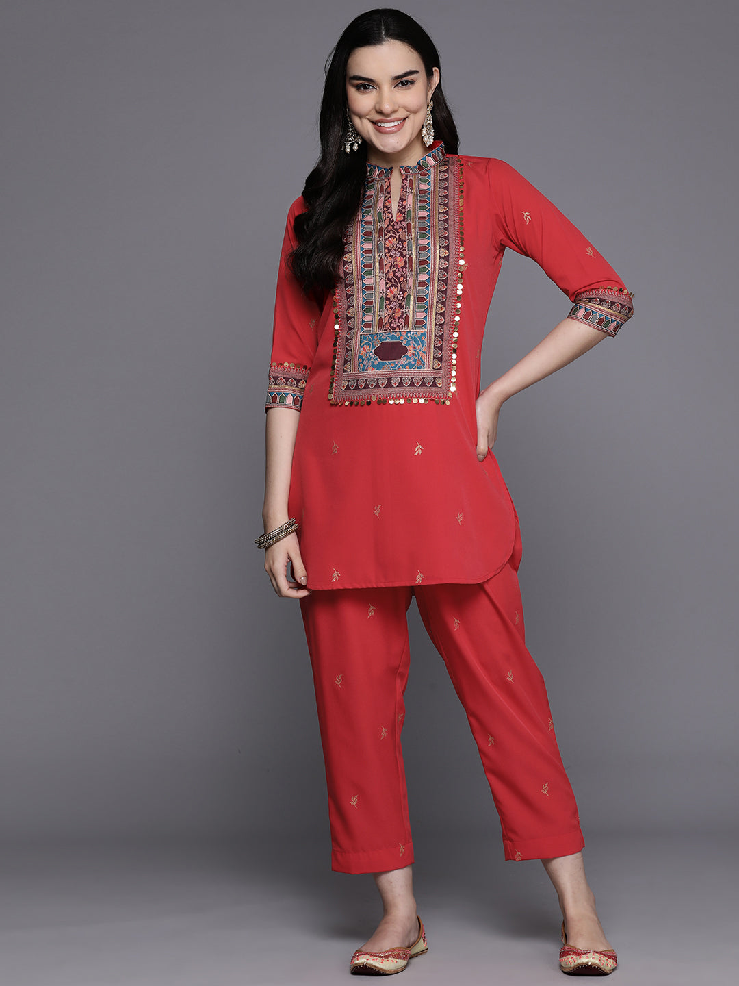 Ethnic Motifs Regular Sequinned Kurti with Trousers