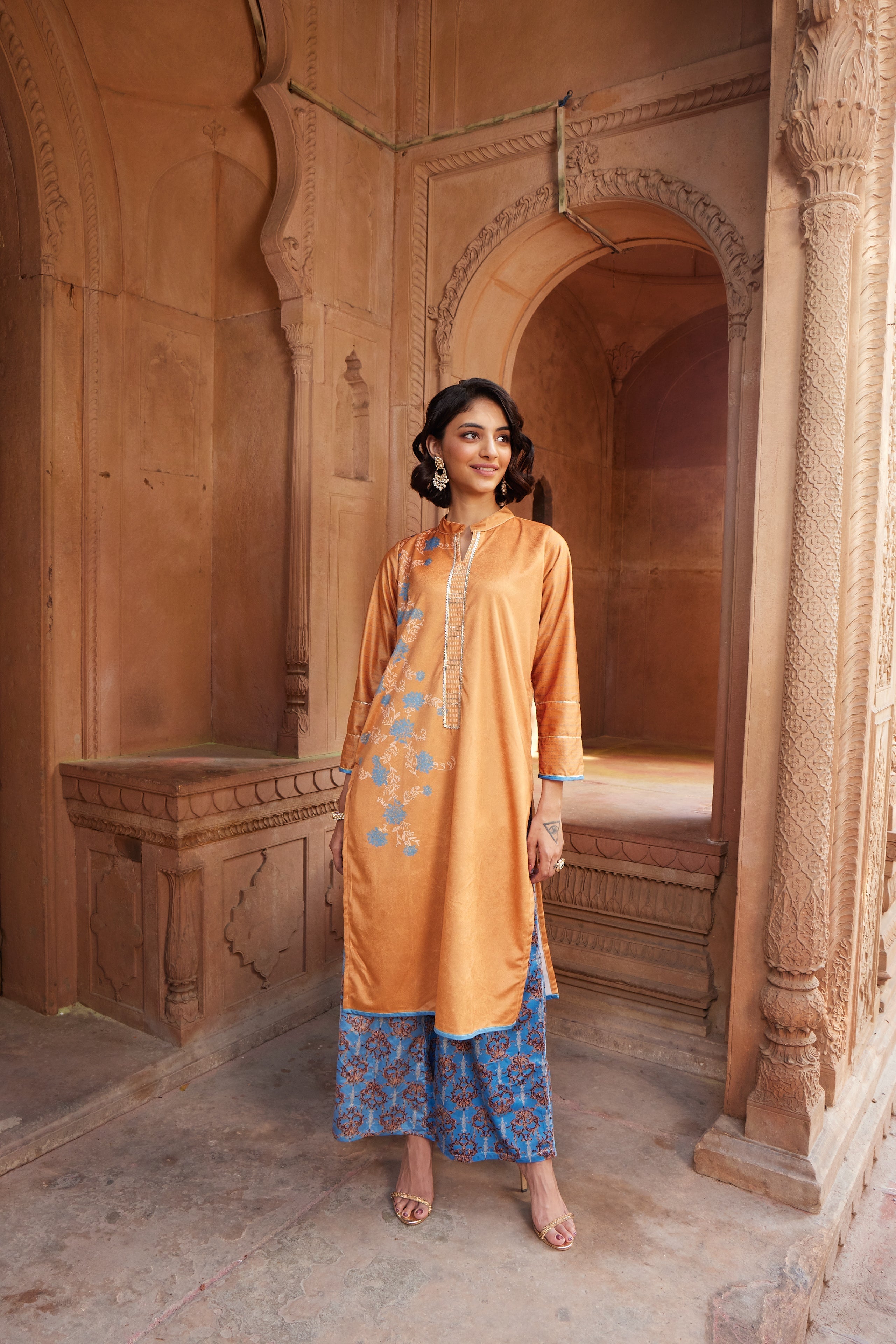 Ahalyaa Women's Orange Color Digital Print Velvet Kurta With Palazzo