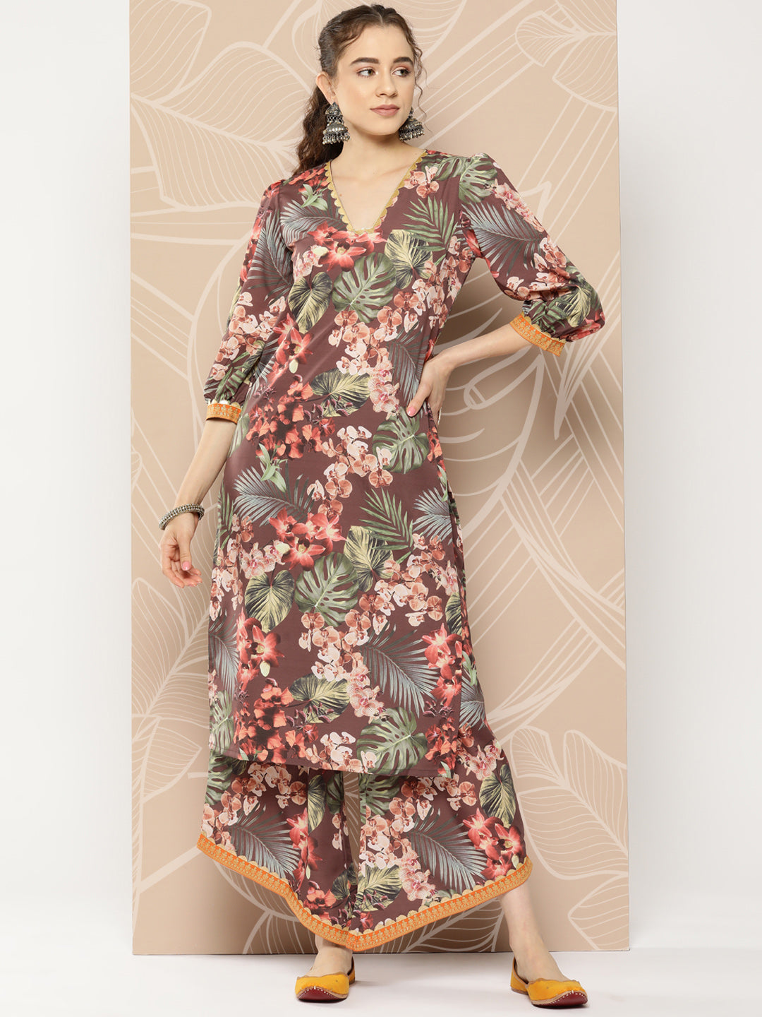 Ahalyaa Women Printed Kurta with Palazzos