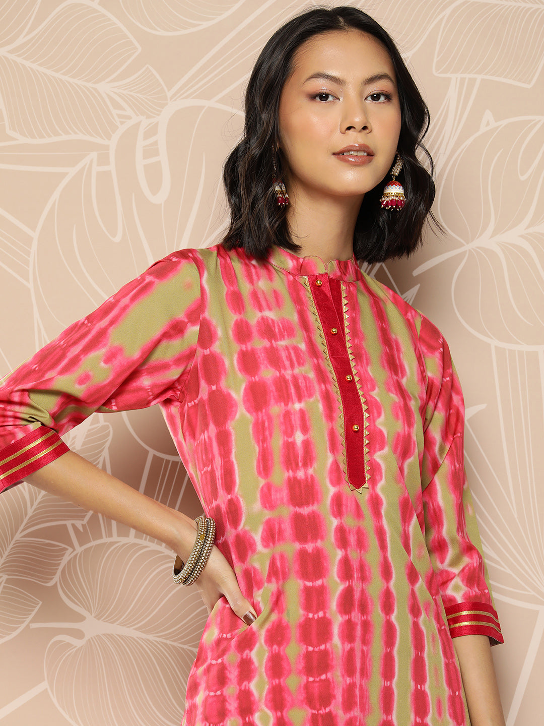 Ahalyaa Women Printed Regular Kurta with Palazzos